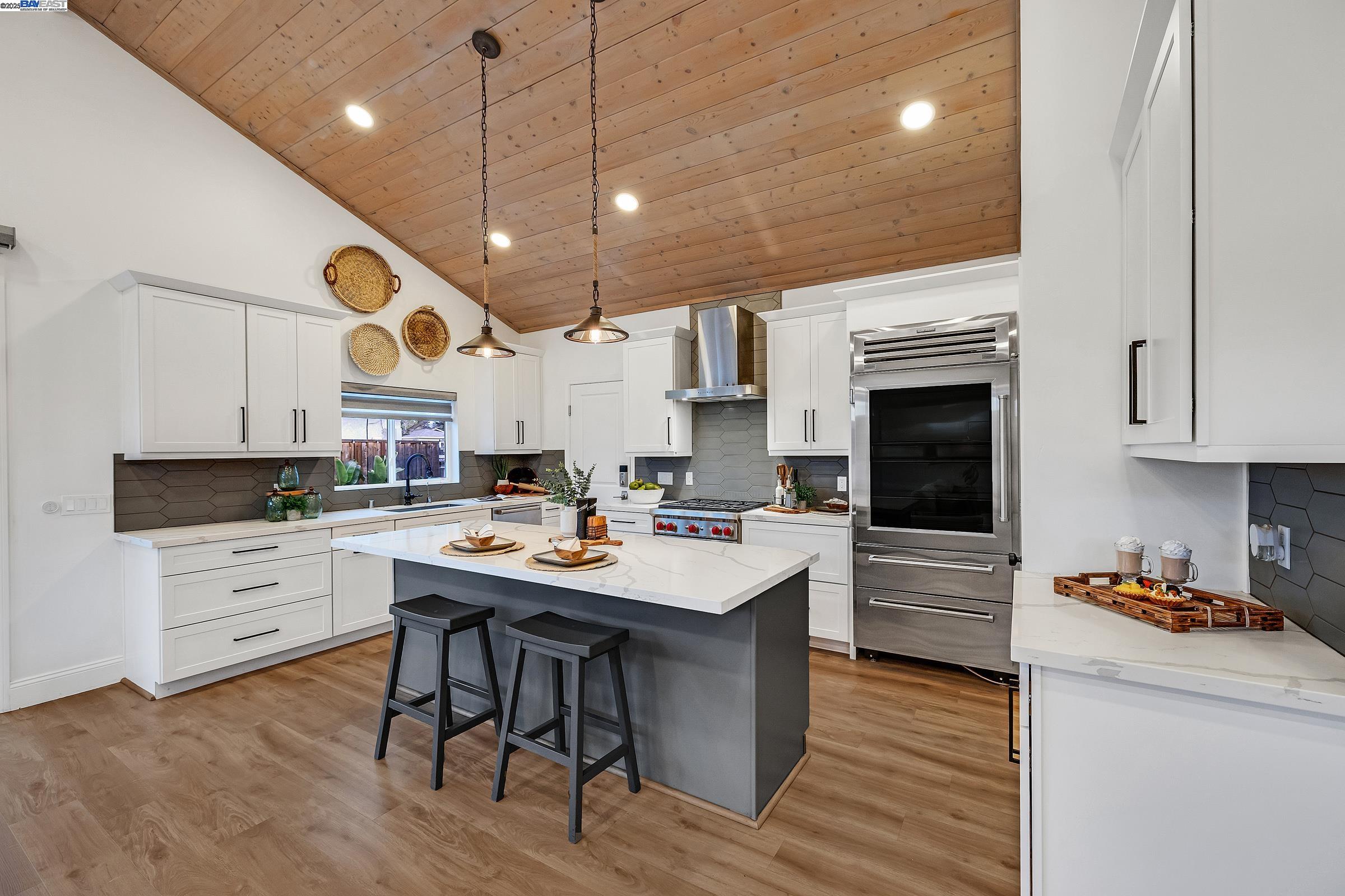 Detail Gallery Image 8 of 43 For 3912 Yale Way, Livermore,  CA 94550 - 4 Beds | 2/1 Baths