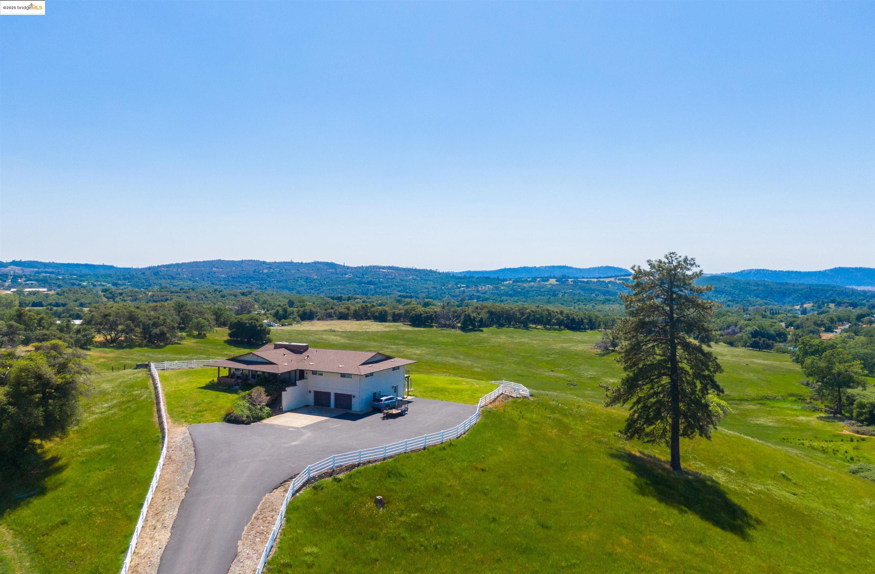 Detail Gallery Image 3 of 19 For 9325 Fraguero, Sonora,  CA 95370 - 3 Beds | 2 Baths