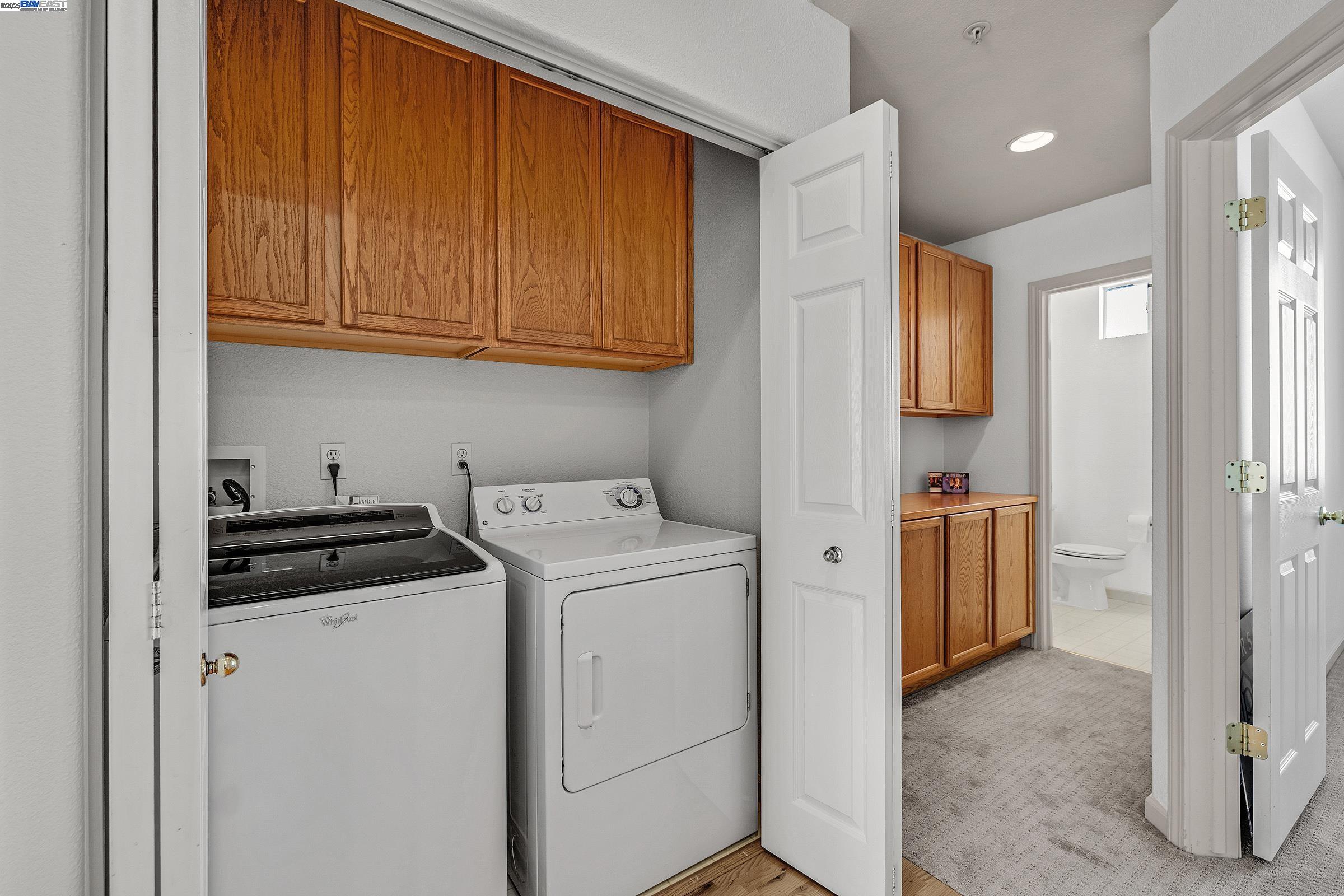 Detail Gallery Image 11 of 45 For 710 City Walk Pl #4,  Hayward,  CA 94541 - 3 Beds | 2/1 Baths