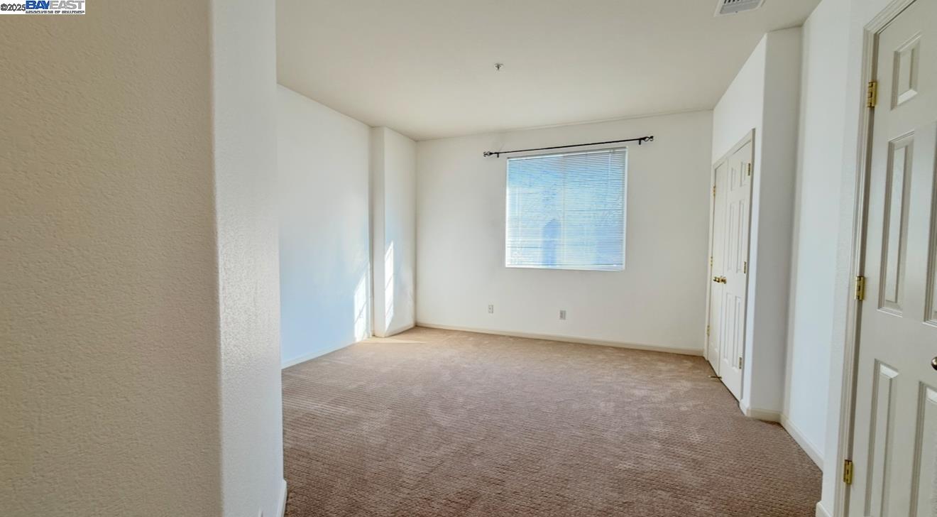 Photo #15: 41117388 Listing: Photo #15