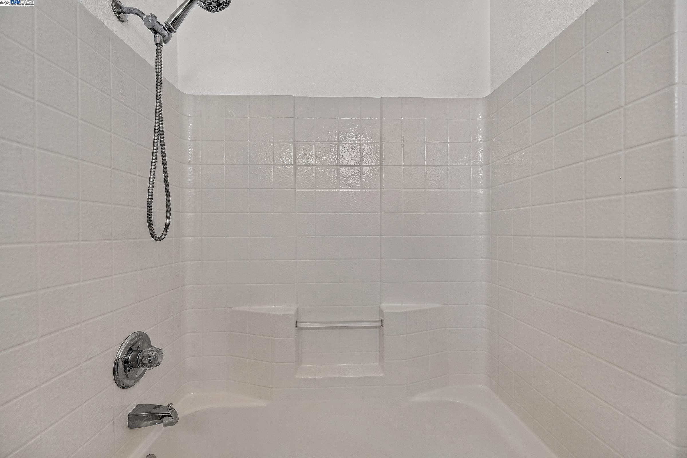 Detail Gallery Image 18 of 45 For 710 City Walk Pl #4,  Hayward,  CA 94541 - 3 Beds | 2/1 Baths