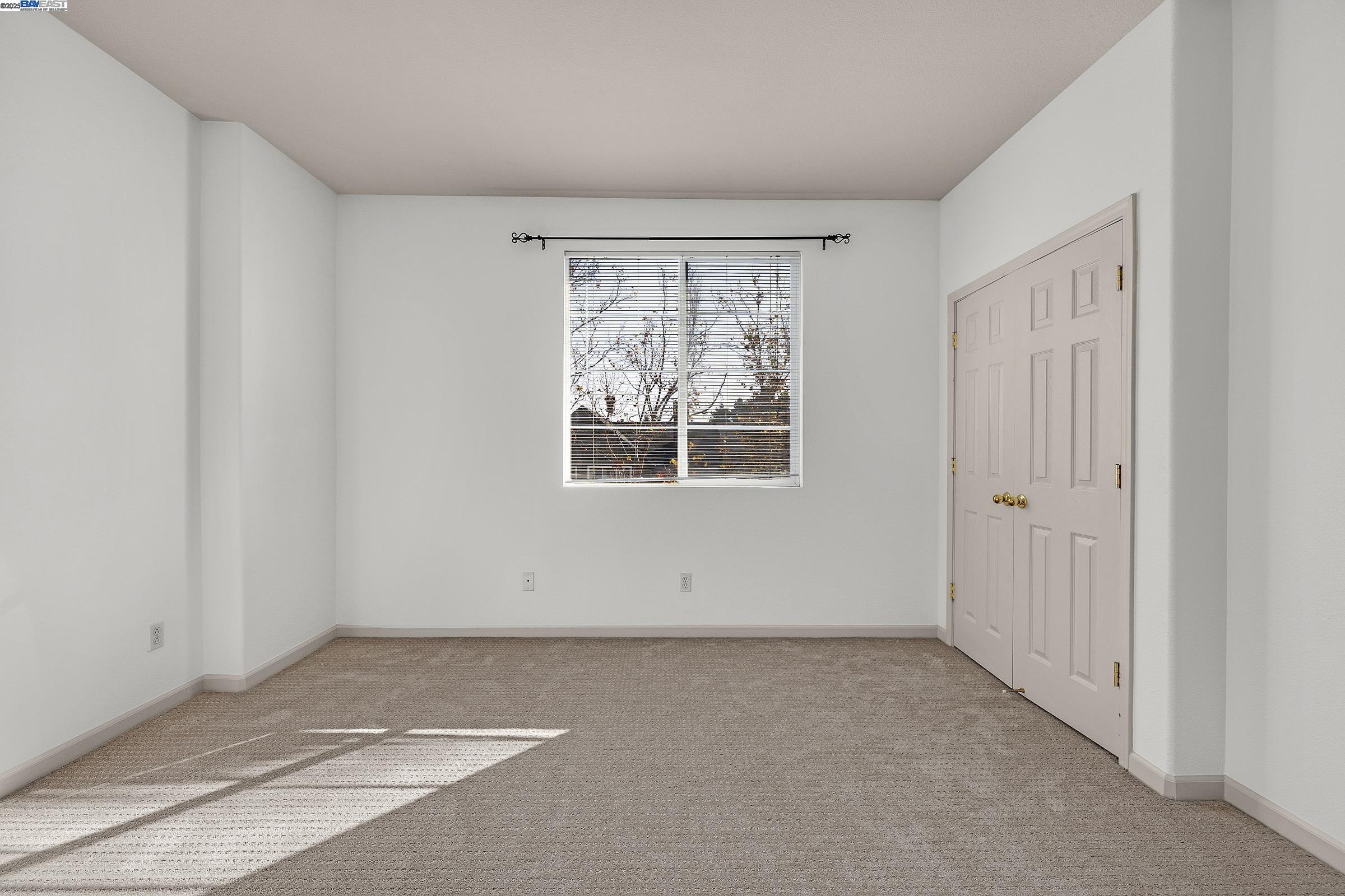 Detail Gallery Image 25 of 38 For 710 City Walk Pl #4,  Hayward,  CA 94541 - 3 Beds | 2/1 Baths