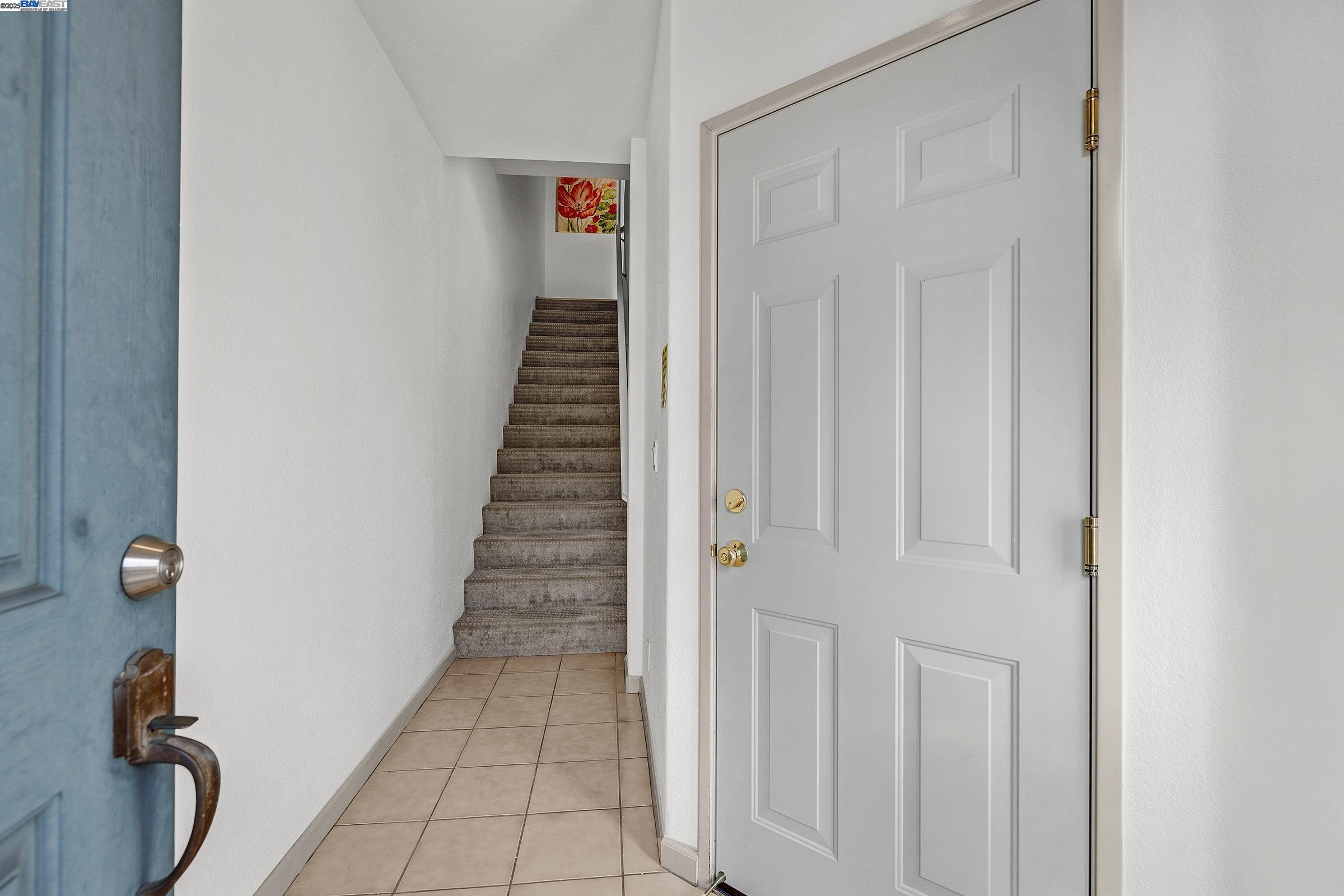 Detail Gallery Image 31 of 38 For 710 City Walk Pl #4,  Hayward,  CA 94541 - 3 Beds | 2/1 Baths