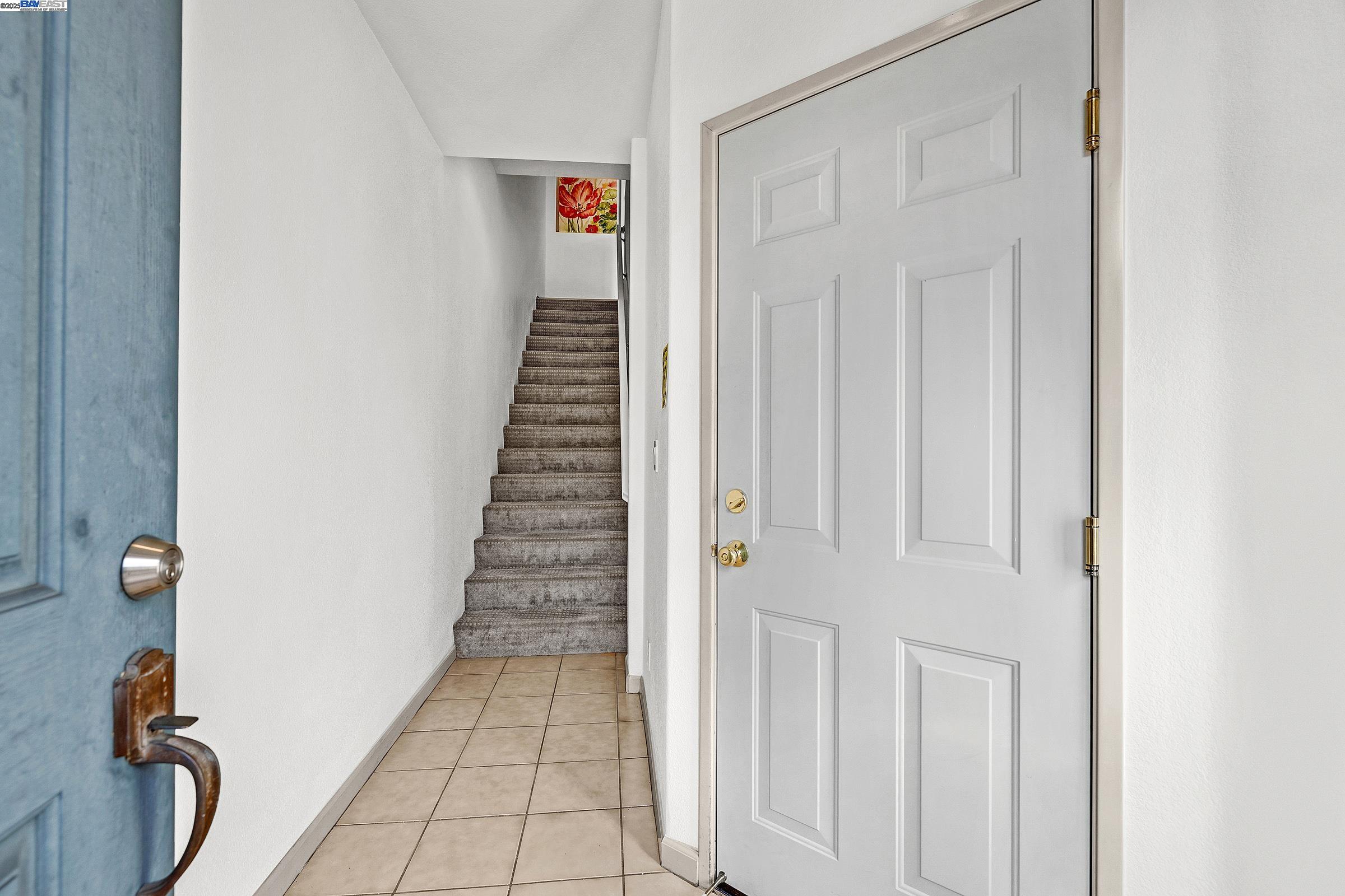 Detail Gallery Image 32 of 45 For 710 City Walk Pl #4,  Hayward,  CA 94541 - 3 Beds | 2/1 Baths