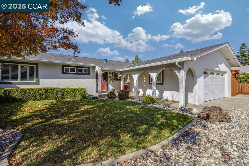 Detail Gallery Image 3 of 60 For 1221 Mcewing Ct, Concord,  CA 94521 - 3 Beds | 2 Baths