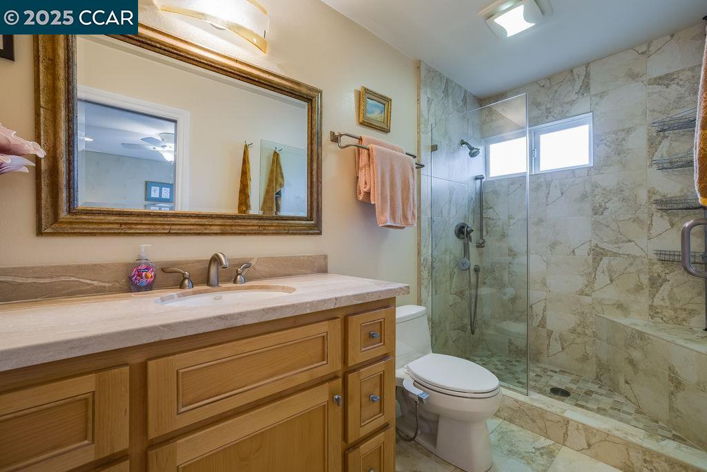 Detail Gallery Image 31 of 60 For 1221 Mcewing Ct, Concord,  CA 94521 - 3 Beds | 2 Baths