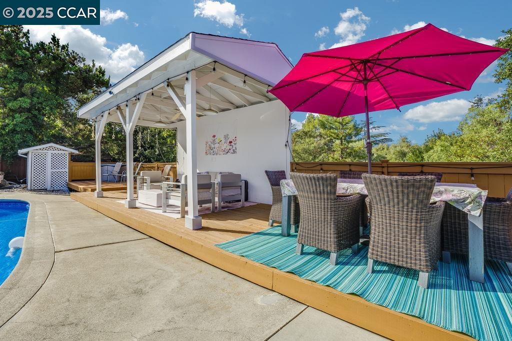 Detail Gallery Image 40 of 60 For 1221 Mcewing Ct, Concord,  CA 94521 - 3 Beds | 2 Baths