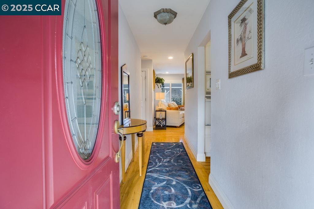 Detail Gallery Image 5 of 60 For 1221 Mcewing Ct, Concord,  CA 94521 - 3 Beds | 2 Baths