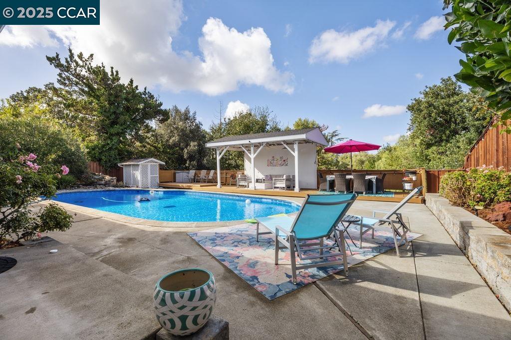 Detail Gallery Image 42 of 60 For 1221 Mcewing Ct, Concord,  CA 94521 - 3 Beds | 2 Baths