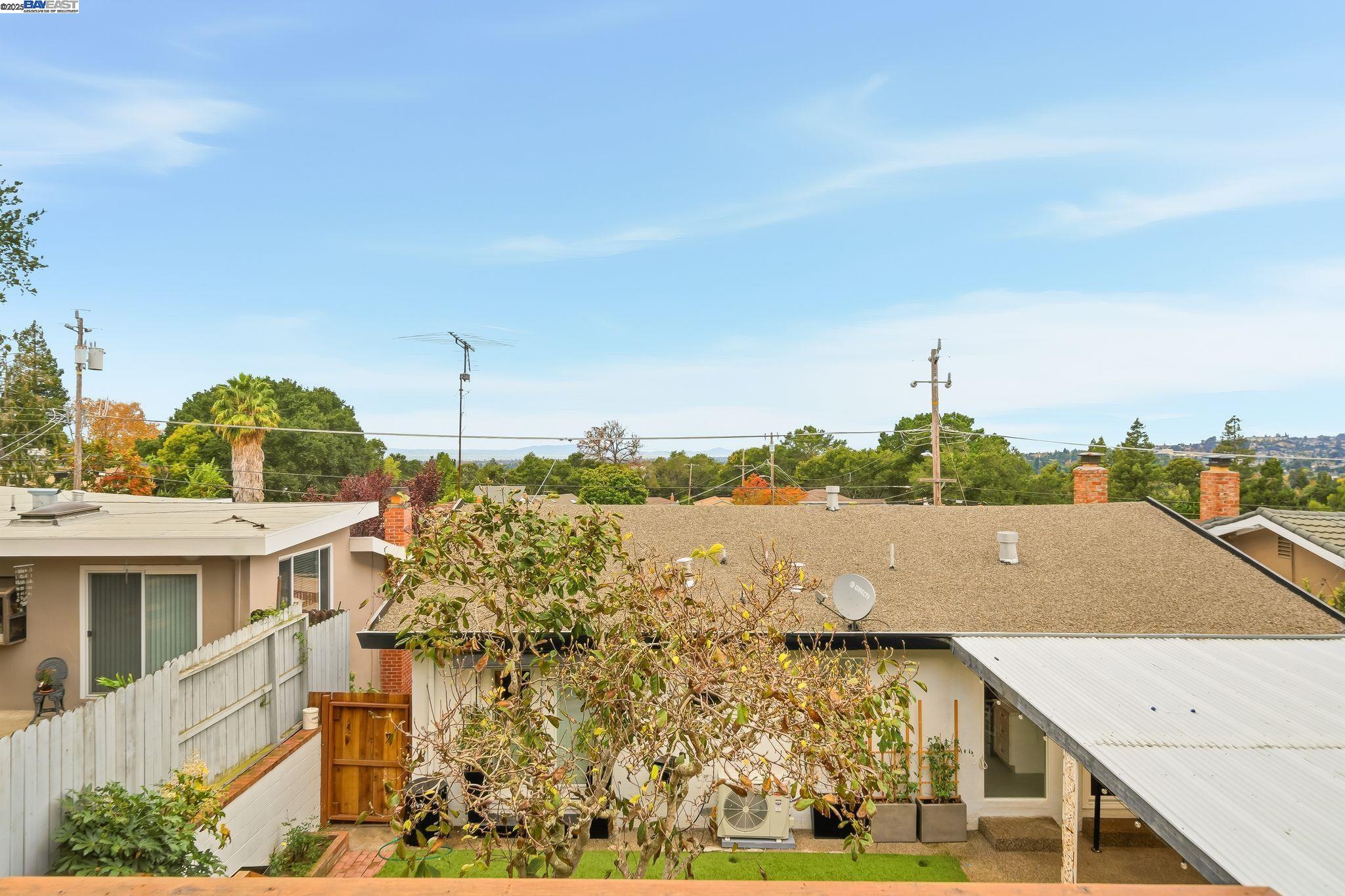 Detail Gallery Image 32 of 38 For 24006 Azevedo Ave, Hayward,  CA 94541 - 3 Beds | 2/1 Baths