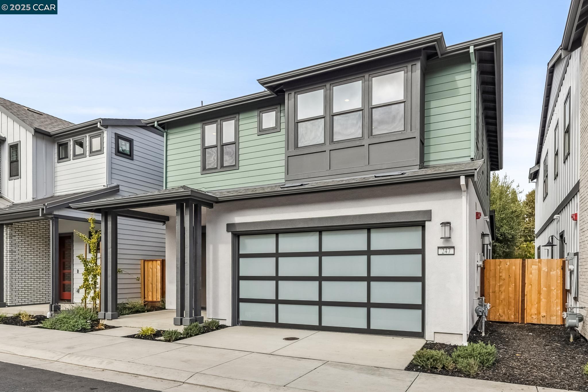 Detail Gallery Image 2 of 47 For 247 Haleena Place, Walnut Creek,  CA 94596 - 3 Beds | 2/1 Baths