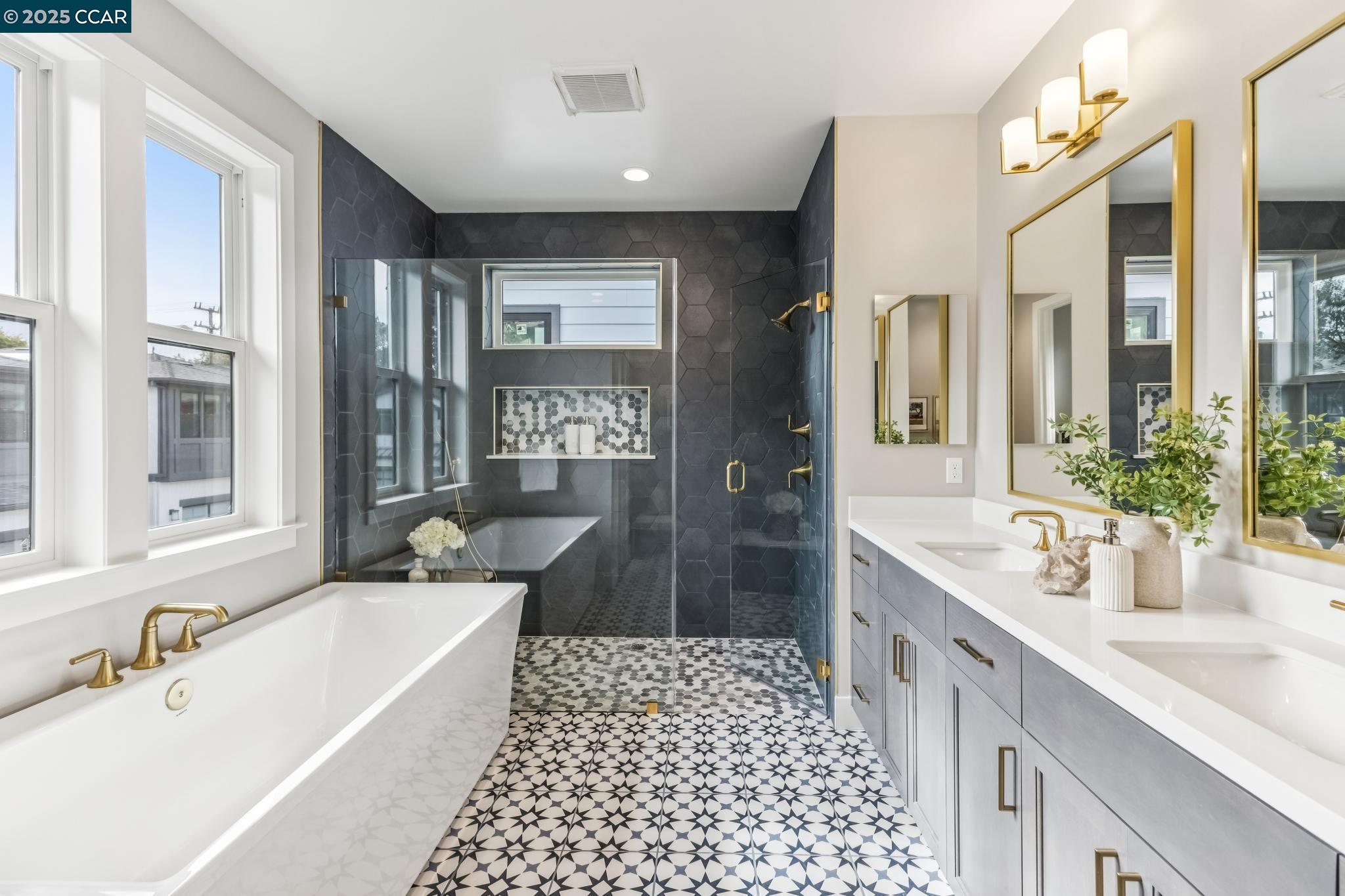 Detail Gallery Image 36 of 47 For 247 Haleena Place, Walnut Creek,  CA 94596 - 3 Beds | 2/1 Baths