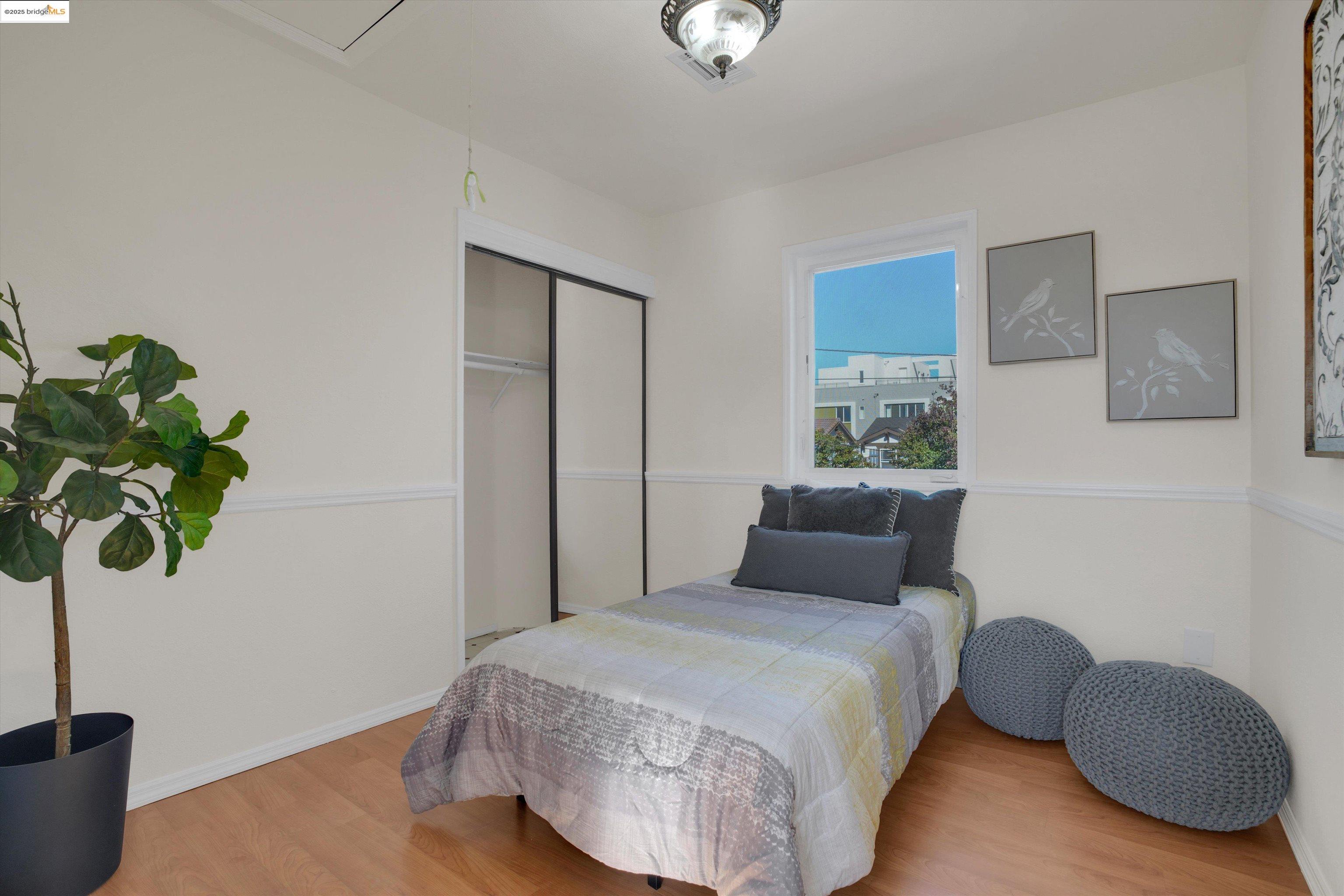 Detail Gallery Image 22 of 32 For 1821 Grand St, Alameda,  CA 94501 - 3 Beds | 1/1 Baths