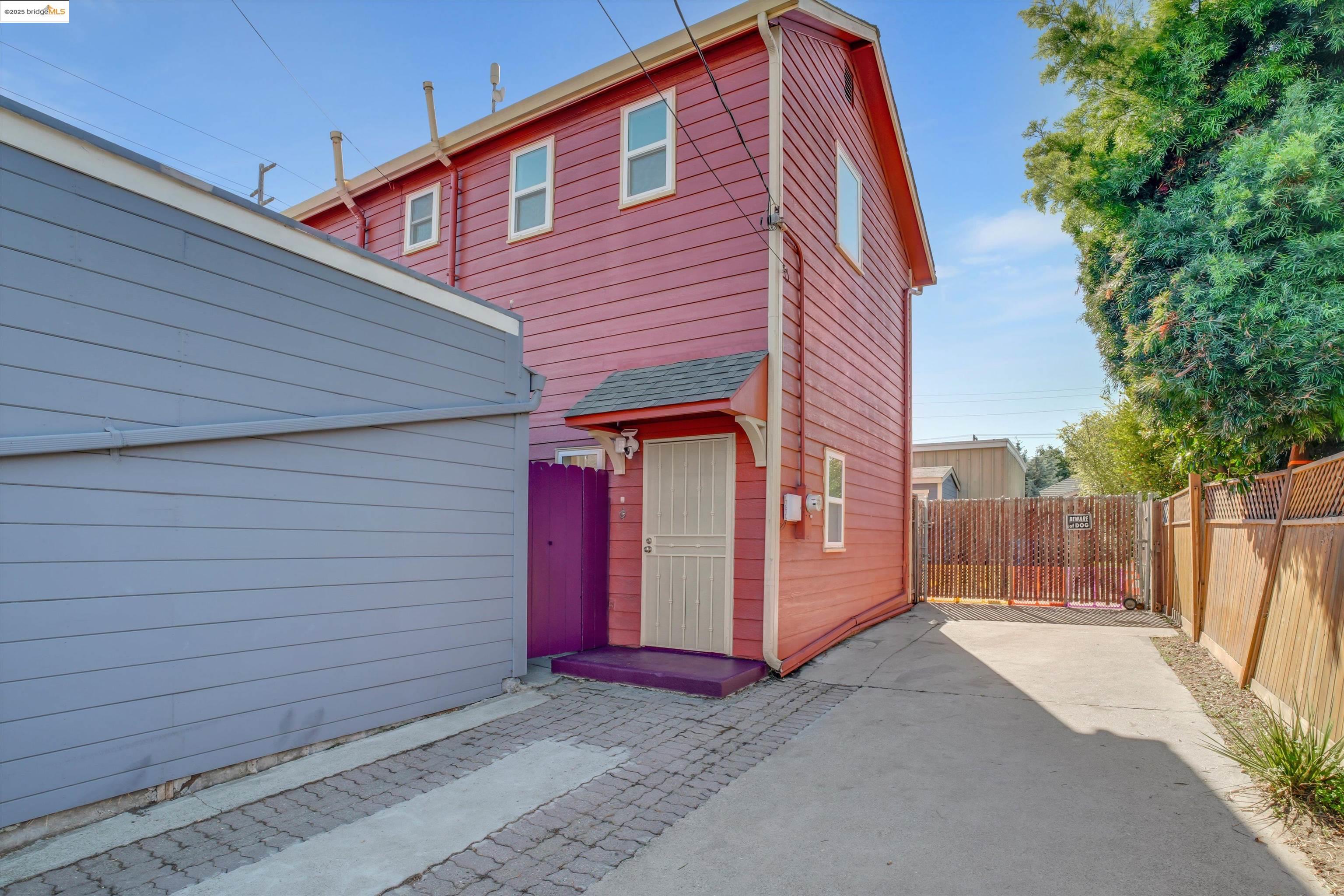 Detail Gallery Image 24 of 32 For 1821 Grand St, Alameda,  CA 94501 - 3 Beds | 1/1 Baths