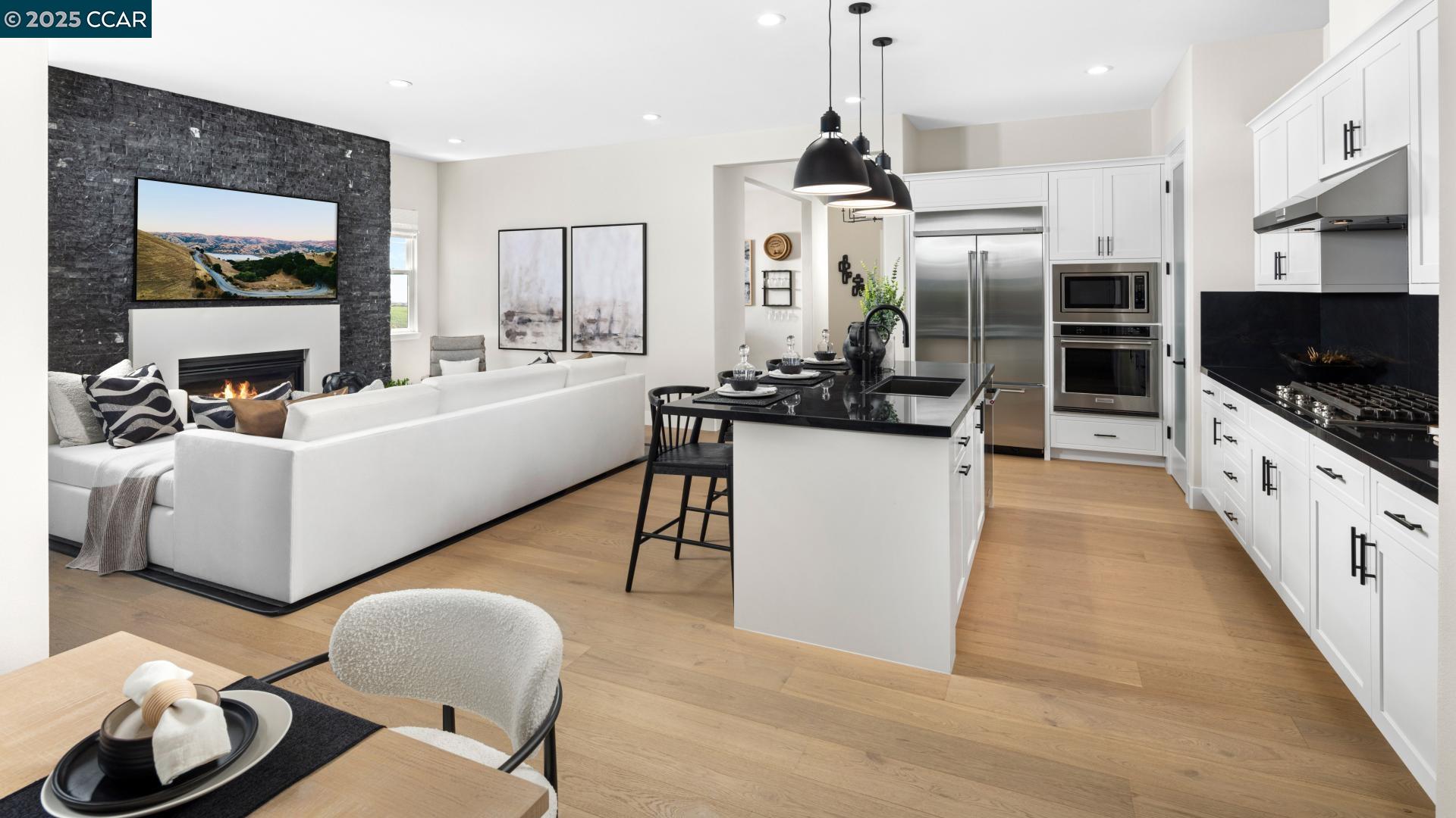 Detail Gallery Image 4 of 28 For 1891 Serene Ct, Tracy,  CA 95377 - 2 Beds | 2 Baths