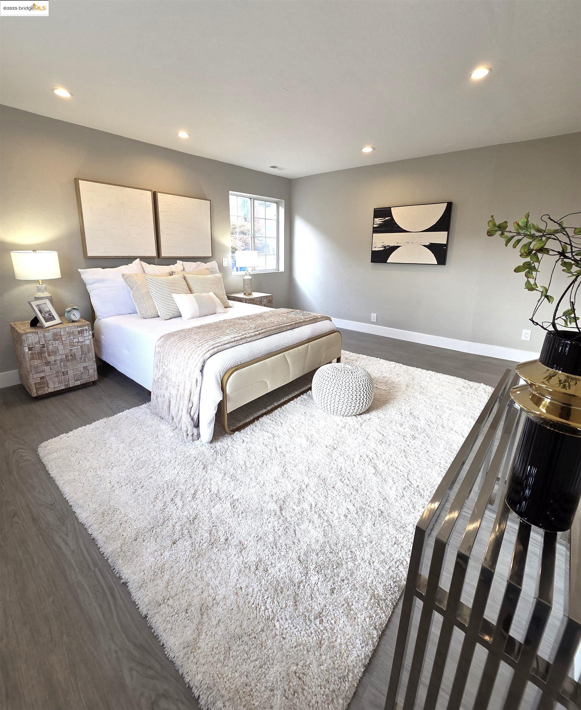 Detail Gallery Image 12 of 24 For 14851 Boulevard Ct, Castro Valley,  CA 94578 - 5 Beds | 3 Baths