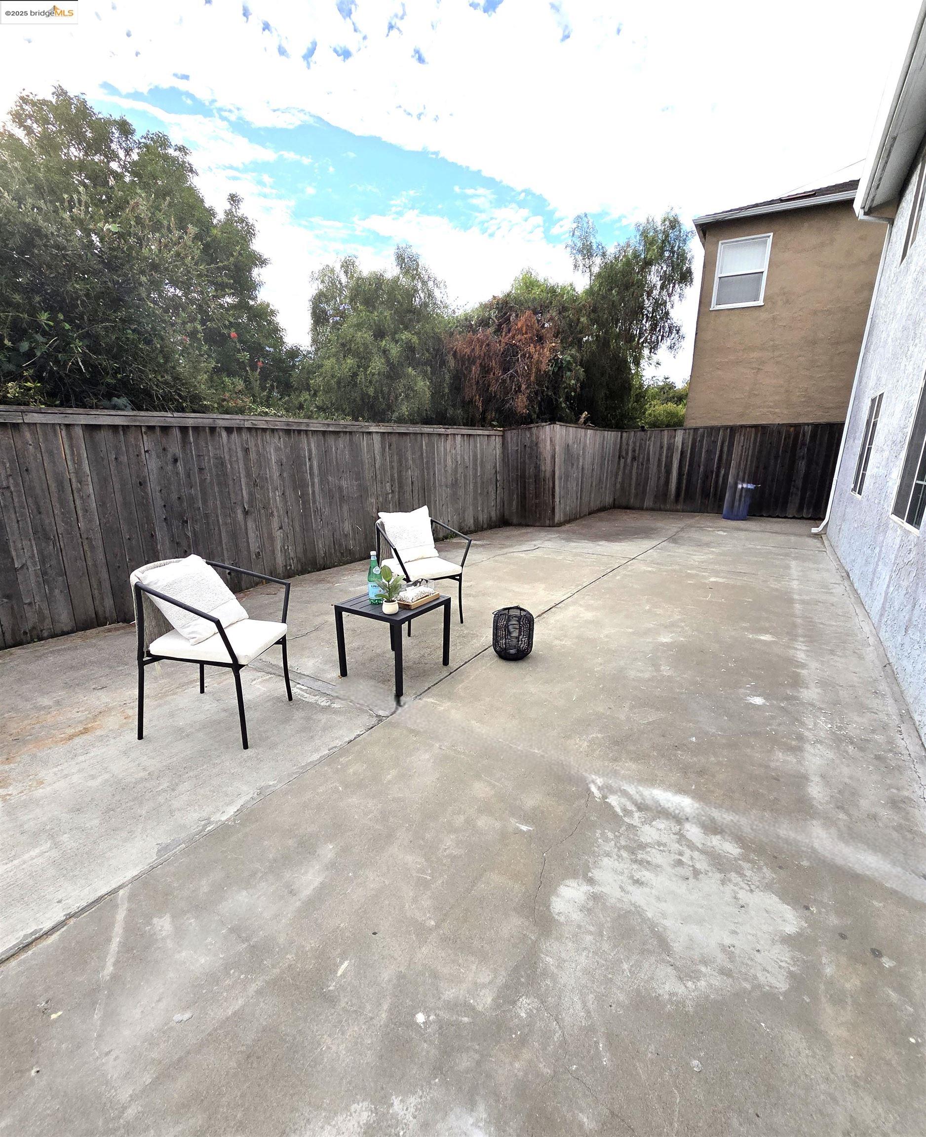 Detail Gallery Image 24 of 24 For 14851 Boulevard Ct, Castro Valley,  CA 94578 - 5 Beds | 3 Baths