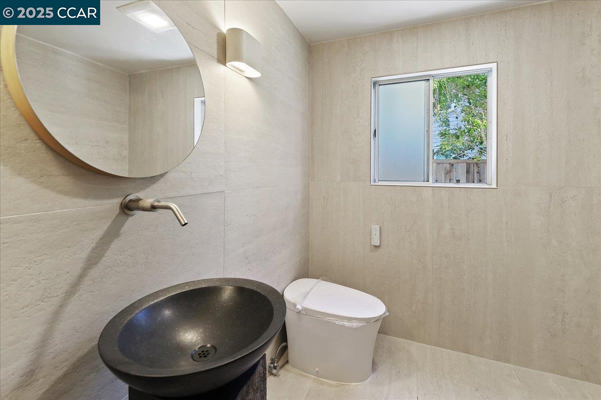 Detail Gallery Image 17 of 33 For 75 Barrons Pl, Danville,  CA 94526 - 4 Beds | 3 Baths