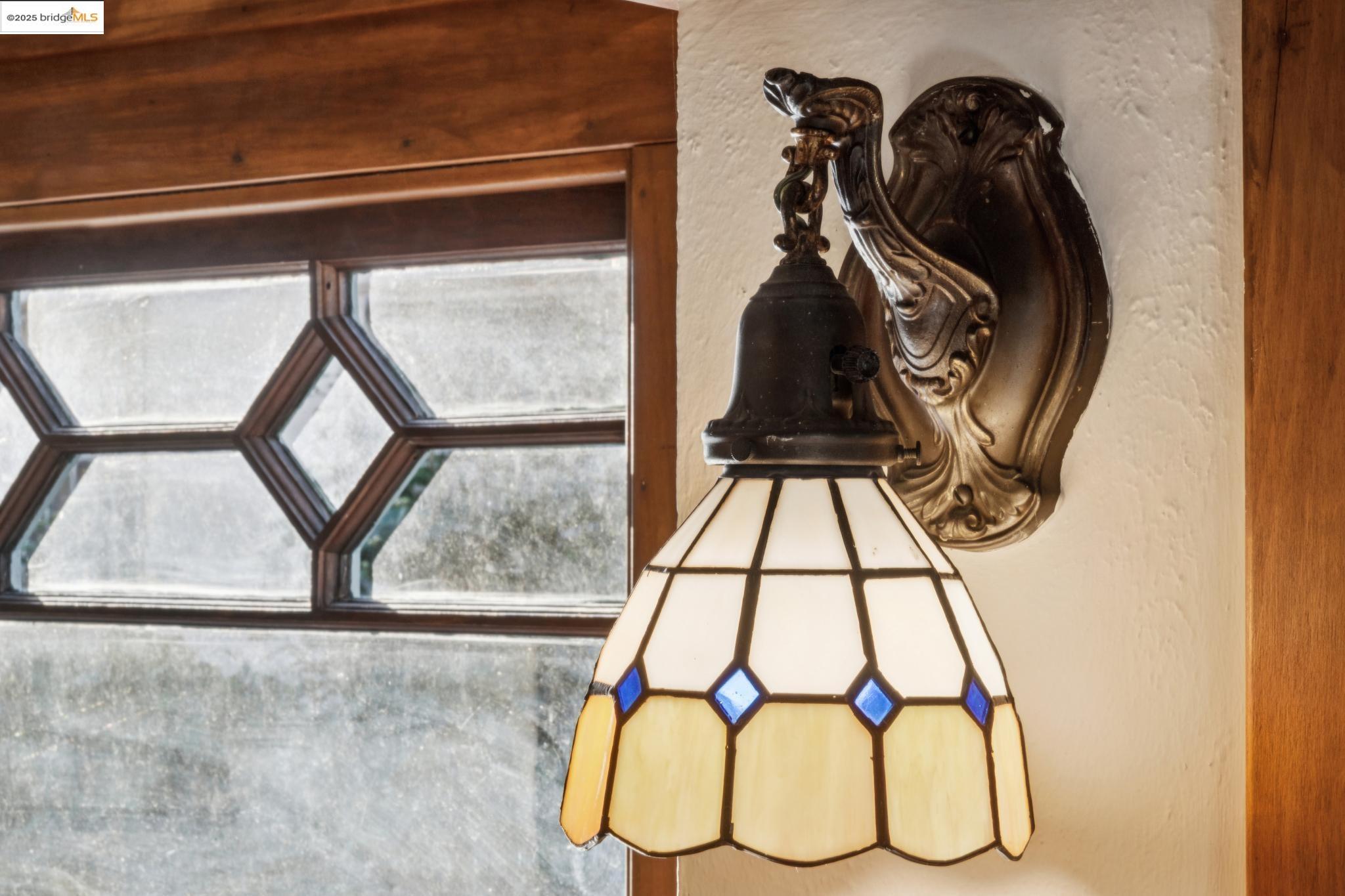 Detail Gallery Image 12 of 49 For 919 Mckinley Ave, Oakland,  CA 94610 - 3 Beds | 1/1 Baths