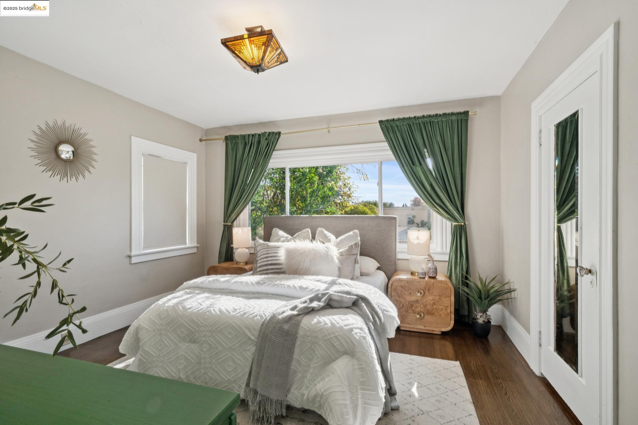 Detail Gallery Image 19 of 49 For 919 Mckinley Ave, Oakland,  CA 94610 - 3 Beds | 1/1 Baths