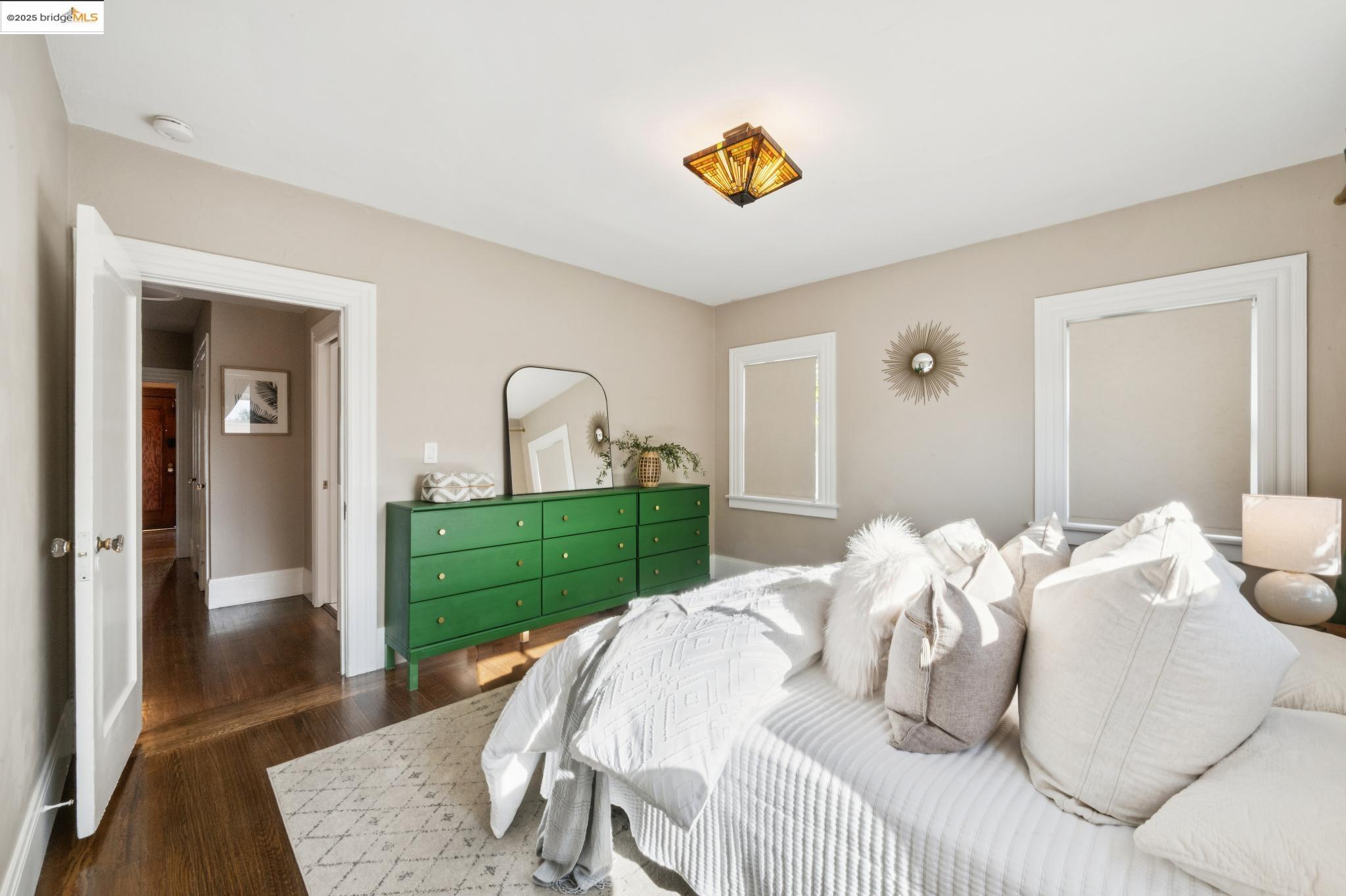 Detail Gallery Image 21 of 49 For 919 Mckinley Ave, Oakland,  CA 94610 - 3 Beds | 1/1 Baths