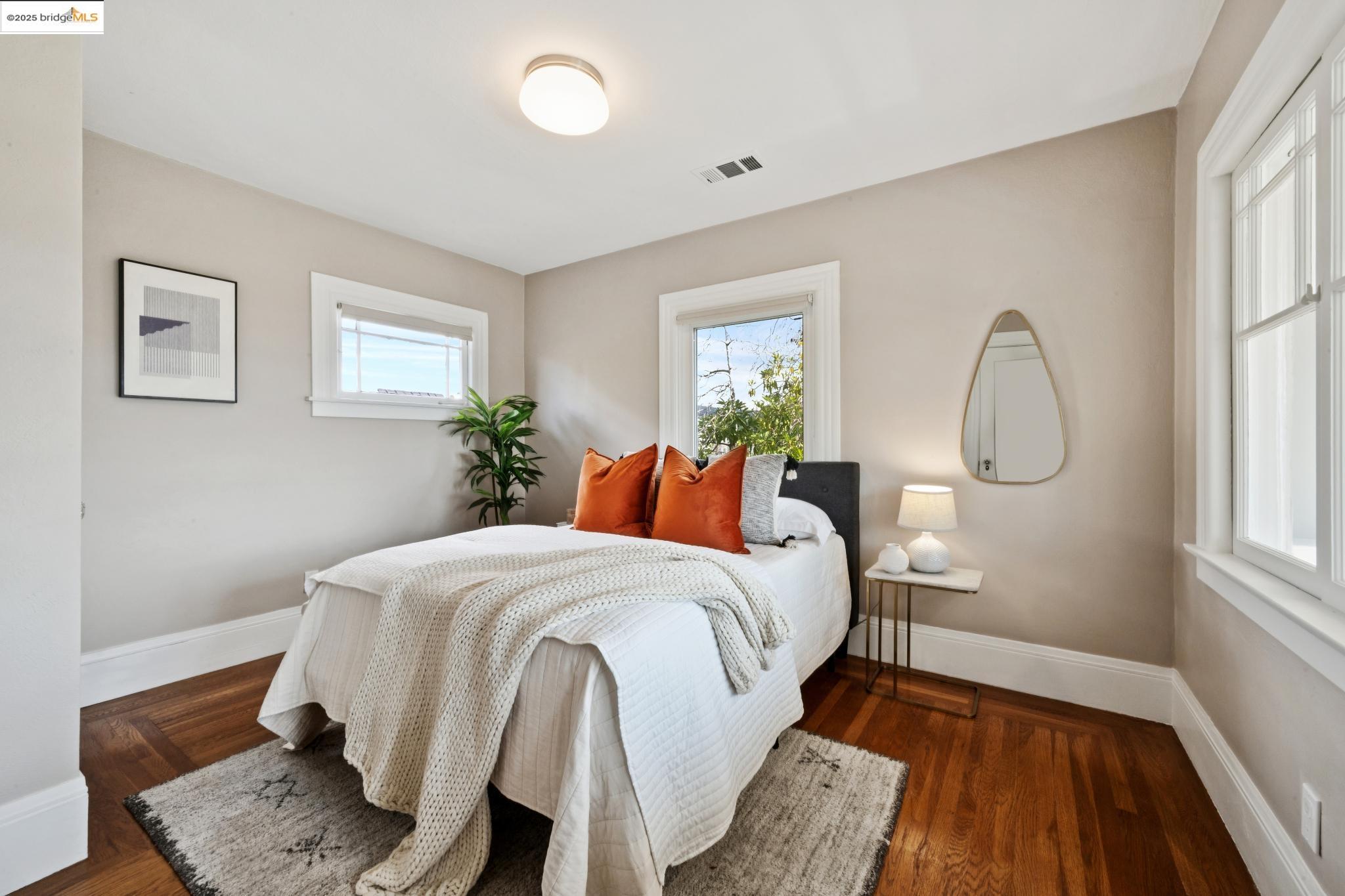 Detail Gallery Image 26 of 49 For 919 Mckinley Ave, Oakland,  CA 94610 - 3 Beds | 1/1 Baths