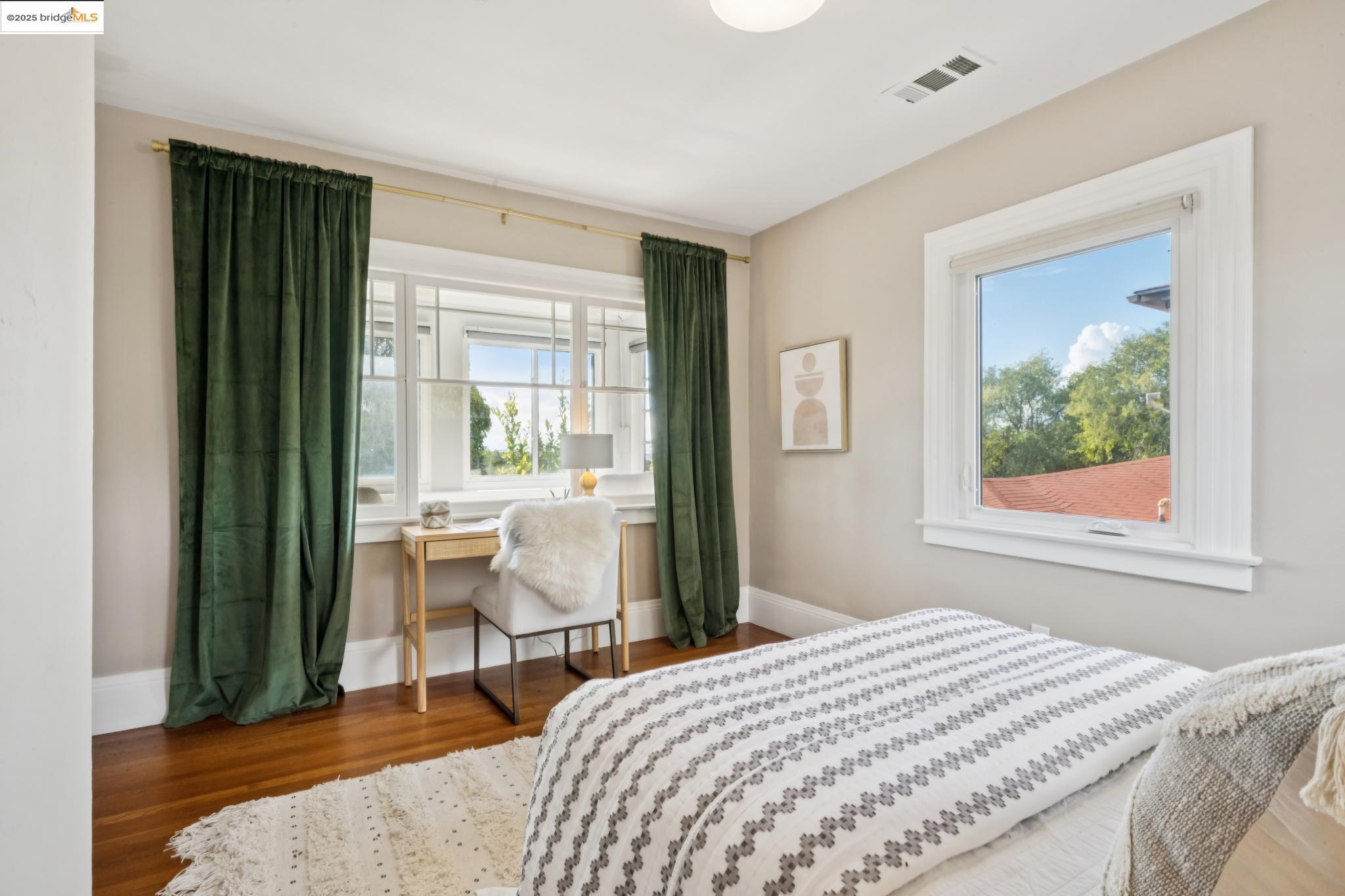 Detail Gallery Image 29 of 49 For 919 Mckinley Ave, Oakland,  CA 94610 - 3 Beds | 1/1 Baths