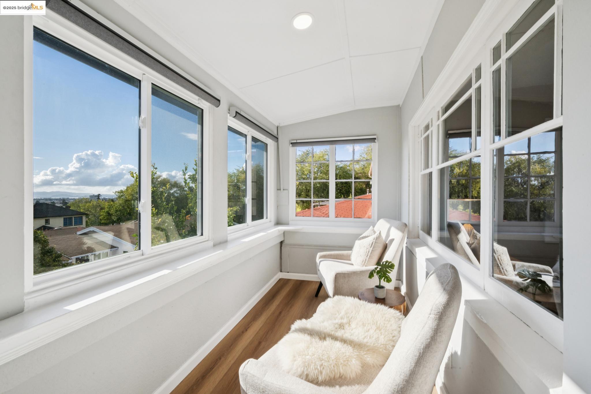 Detail Gallery Image 30 of 49 For 919 Mckinley Ave, Oakland,  CA 94610 - 3 Beds | 1/1 Baths