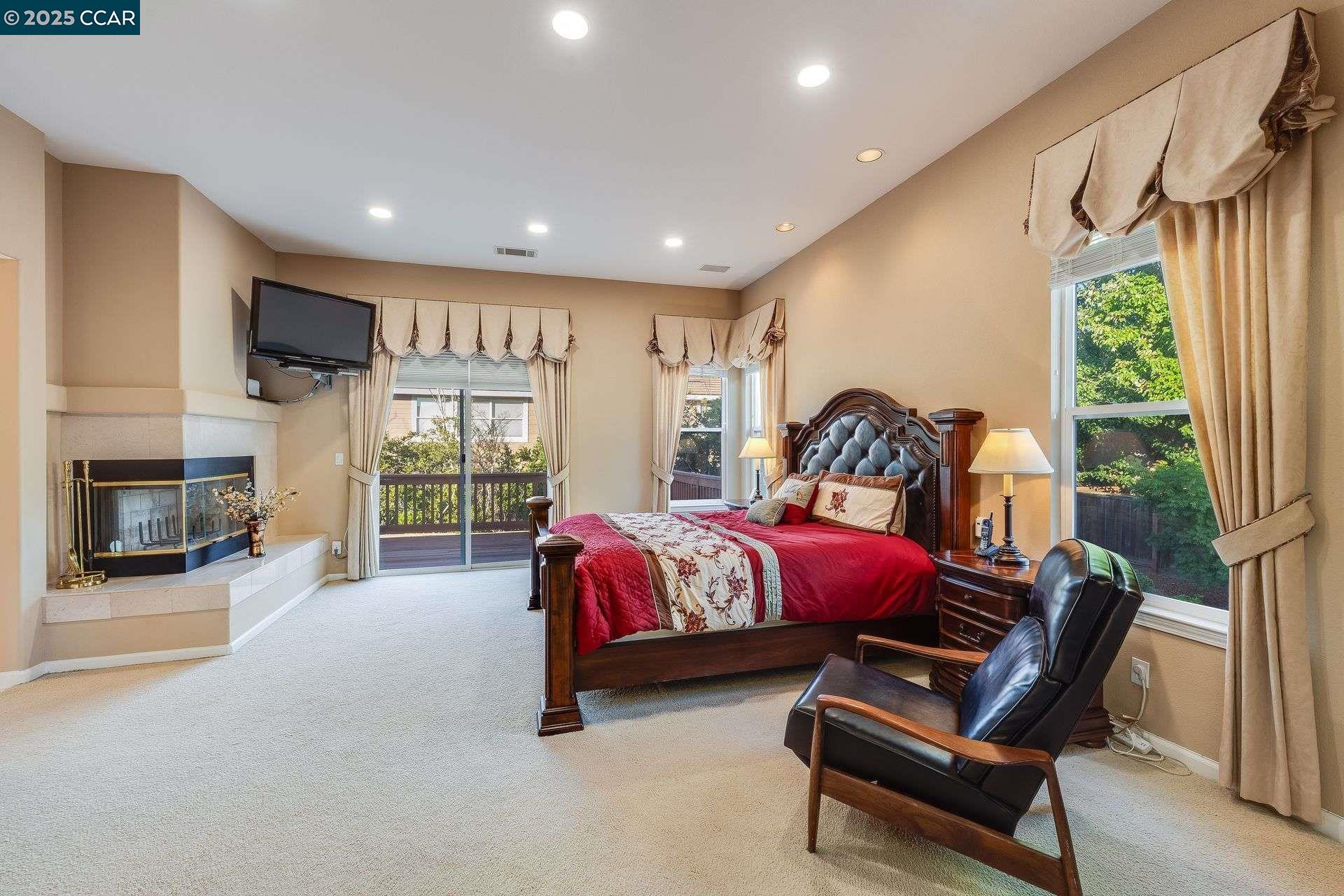 Detail Gallery Image 37 of 52 For 1105 Peacock Creek Drive, Clayton,  CA 94517 - 5 Beds | 3/1 Baths