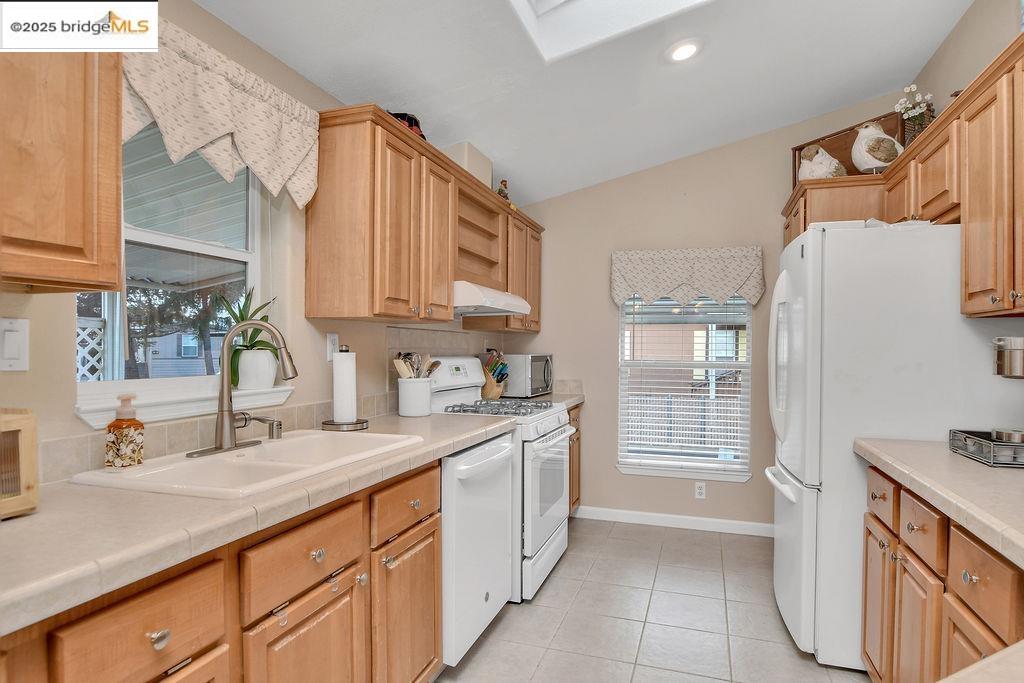 Detail Gallery Image 6 of 20 For 3660 Walnut Blvd #14,  Brentwood,  CA 94513 - 2 Beds | 2 Baths