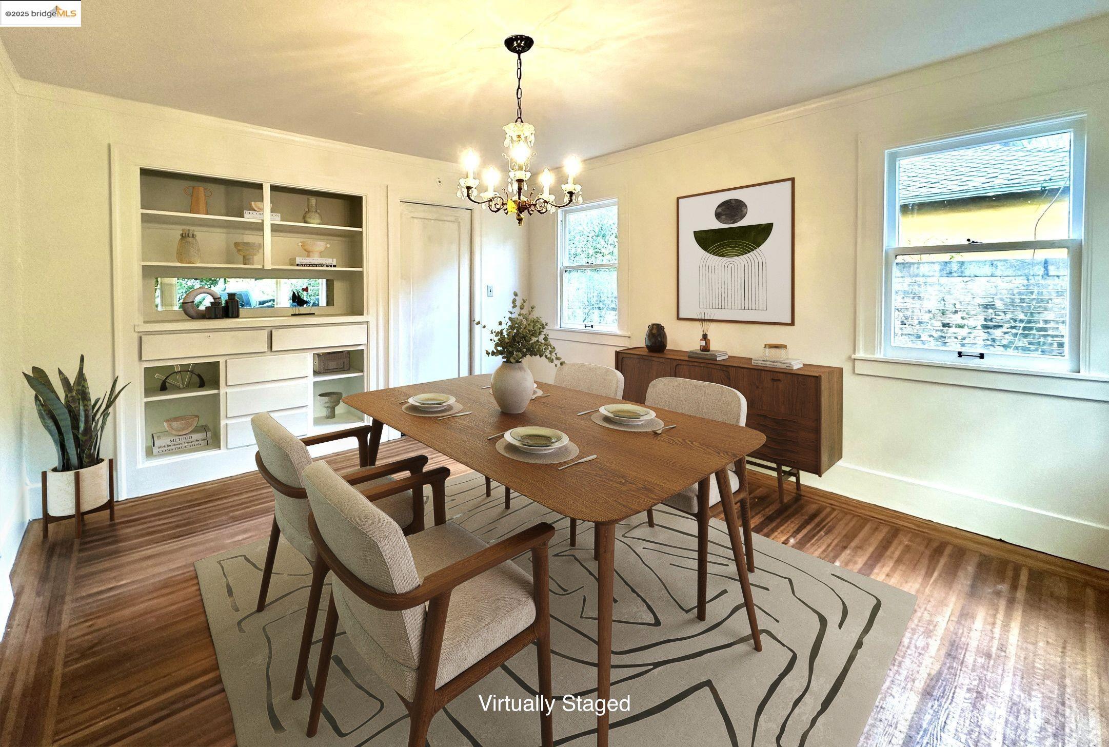 Detail Gallery Image 4 of 25 For 6014 La Salle Ave, Oakland,  CA 94611 - 3 Beds | 2 Baths