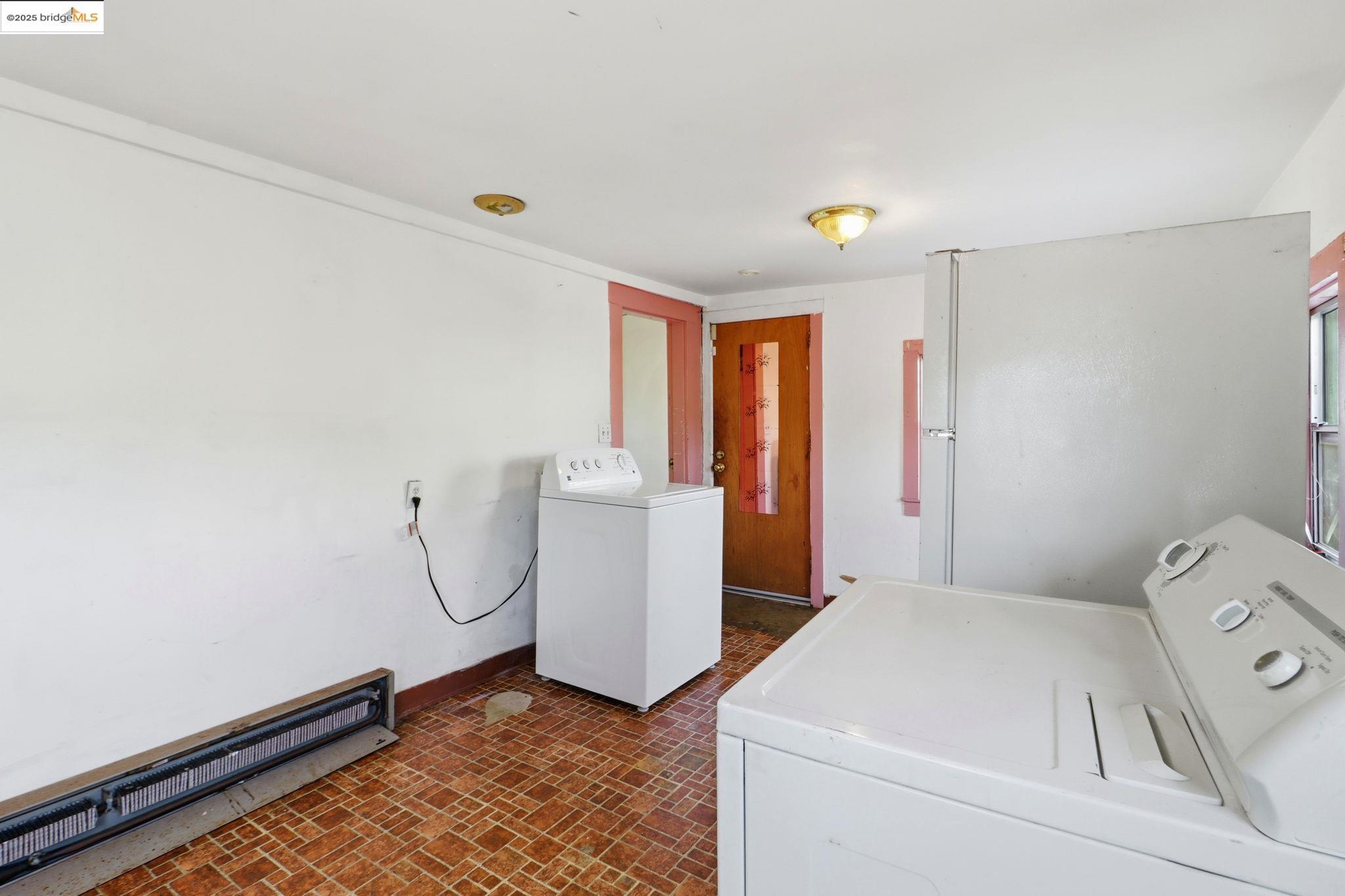 Detail Gallery Image 17 of 35 For 3632 Hageman Avenue, Oakland,  CA 94619 - 2 Beds | 1 Baths