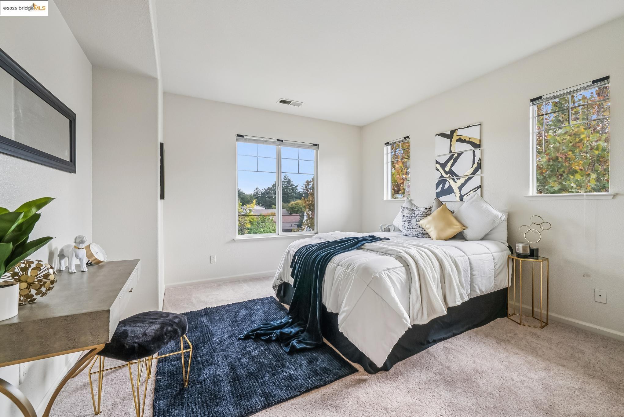 Detail Gallery Image 24 of 46 For 1861 Parkside Dr, Concord,  CA 94519 - 3 Beds | 2/1 Baths