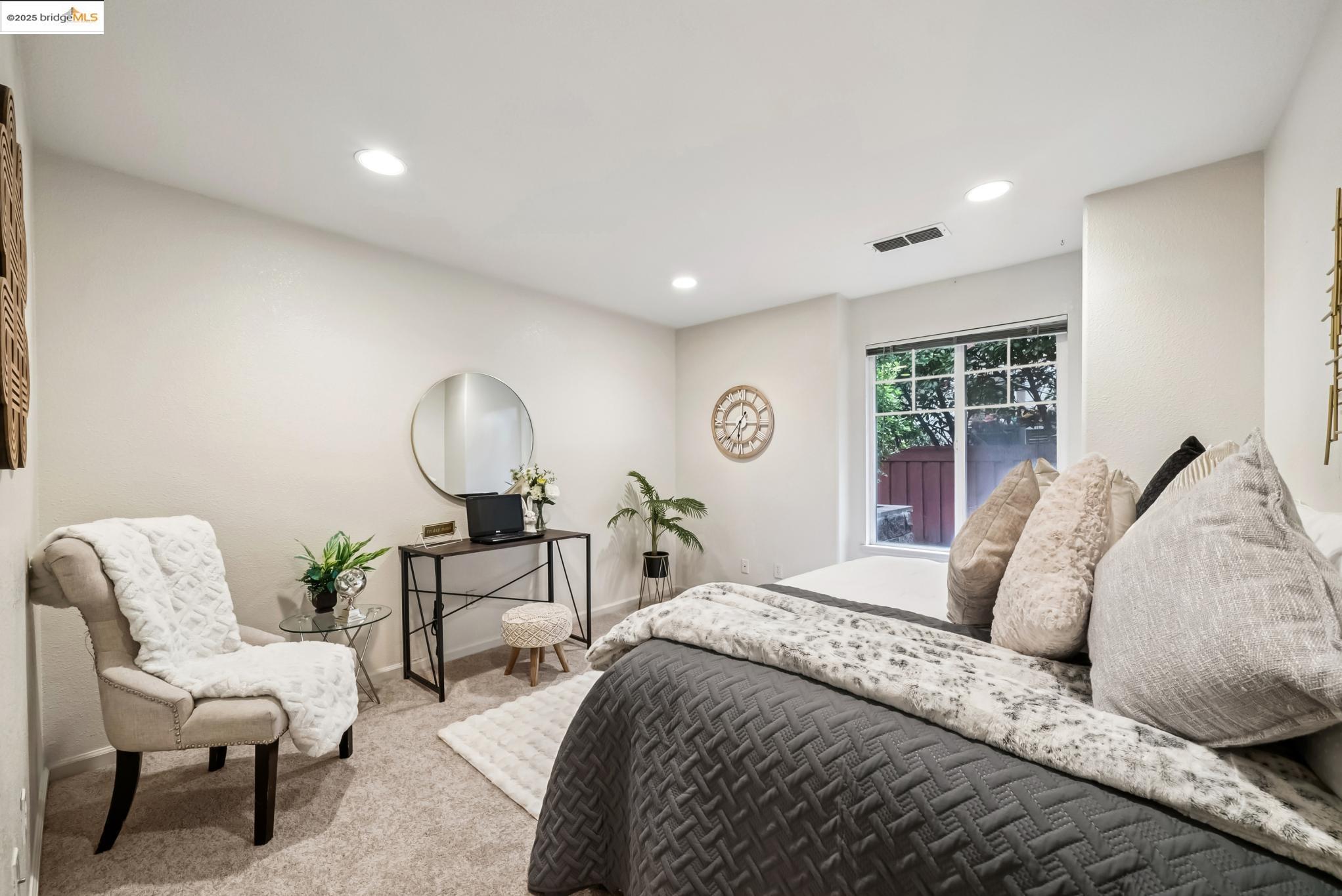 Detail Gallery Image 40 of 46 For 1861 Parkside Dr, Concord,  CA 94519 - 3 Beds | 2/1 Baths