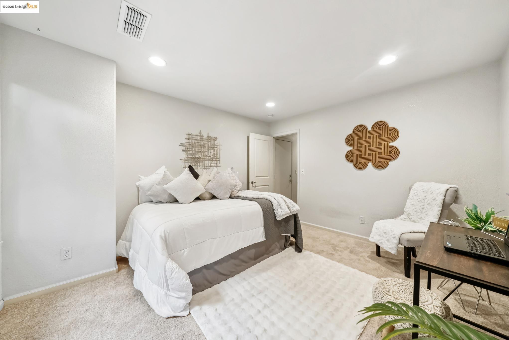 Detail Gallery Image 42 of 46 For 1861 Parkside Dr, Concord,  CA 94519 - 3 Beds | 2/1 Baths