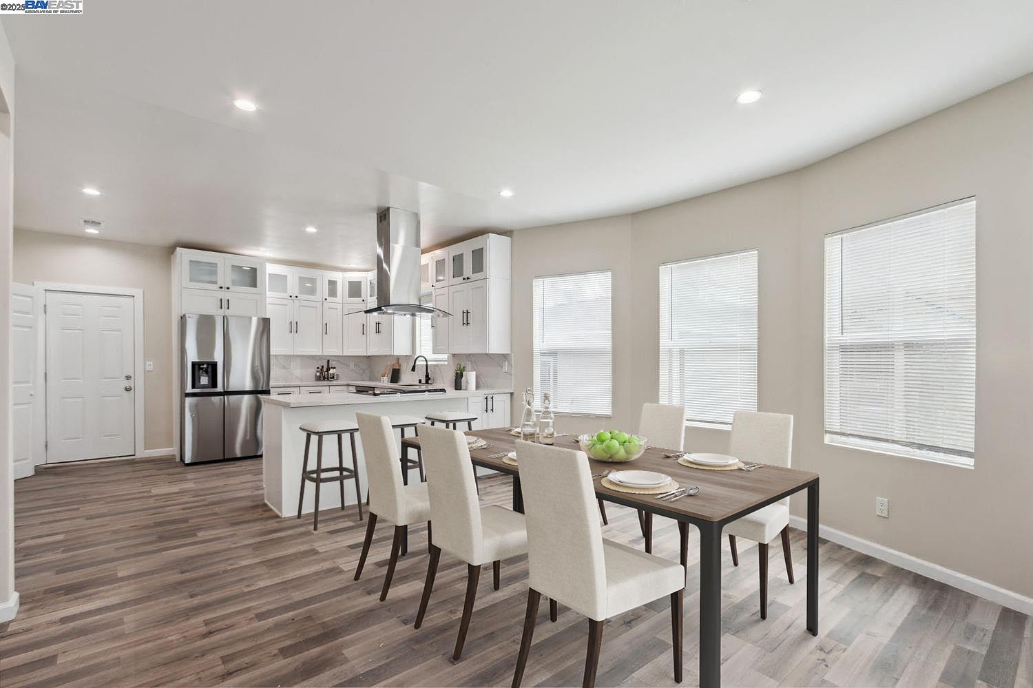 Detail Gallery Image 12 of 29 For 842 E 17th St, Oakland,  CA 94606 - 4 Beds | 2 Baths