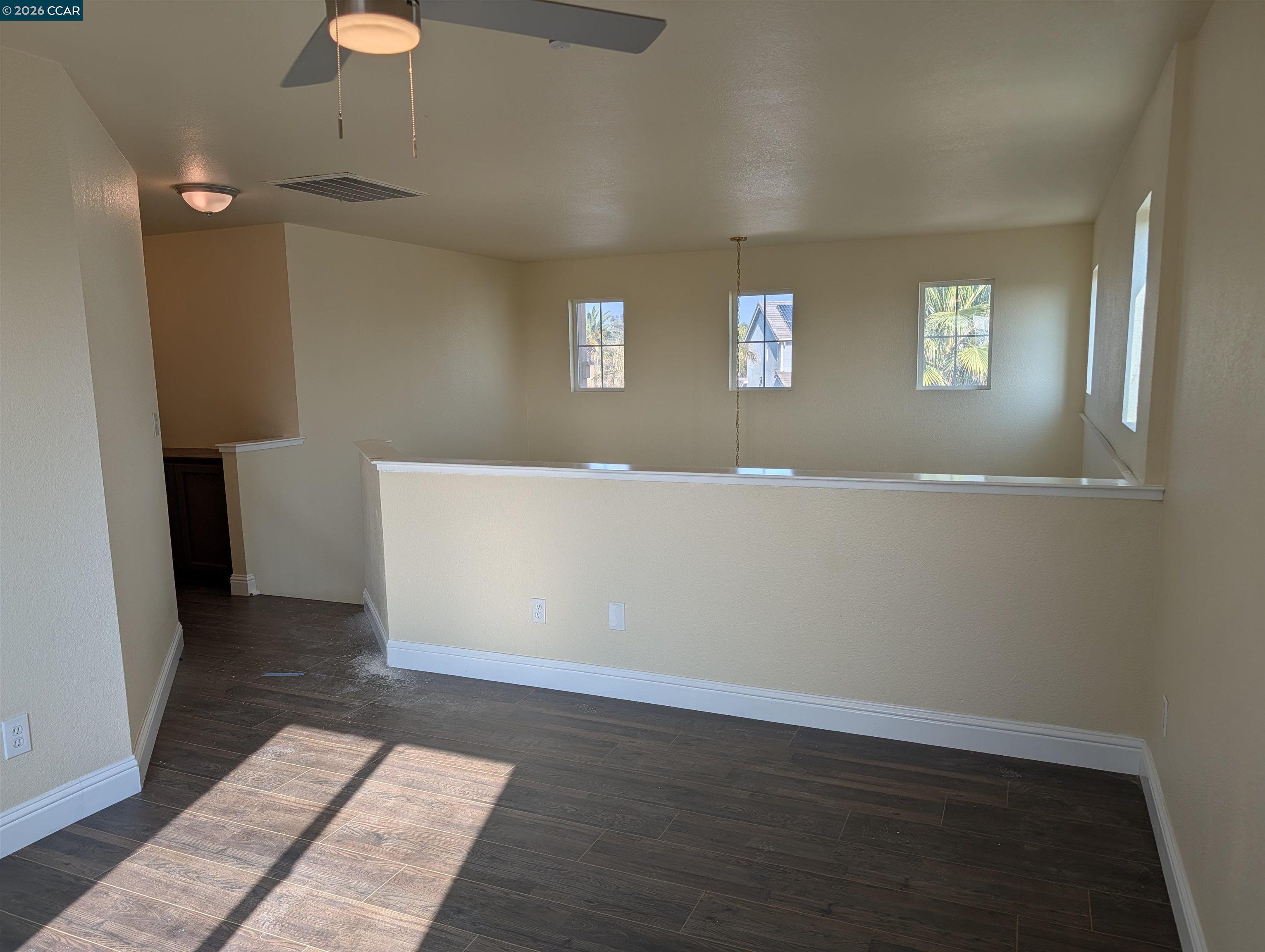 Detail Gallery Image 8 of 11 For 3716 Catamaran Ct, Discovery Bay,  CA 94505 - 3 Beds | 2/1 Baths