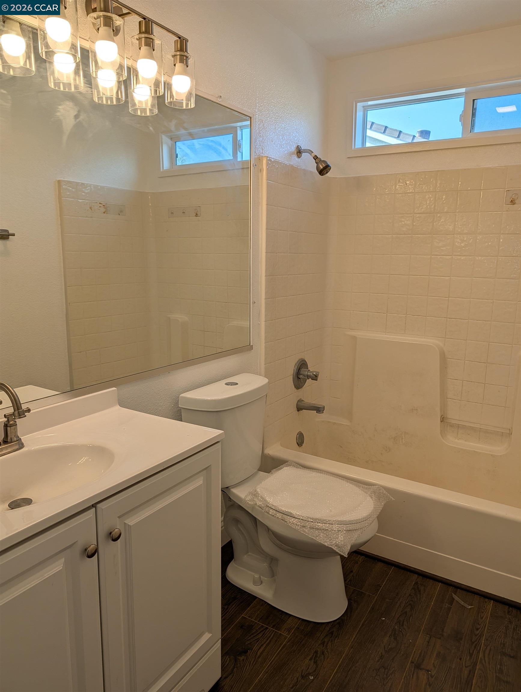 Detail Gallery Image 9 of 11 For 3716 Catamaran Ct, Discovery Bay,  CA 94505 - 3 Beds | 2/1 Baths