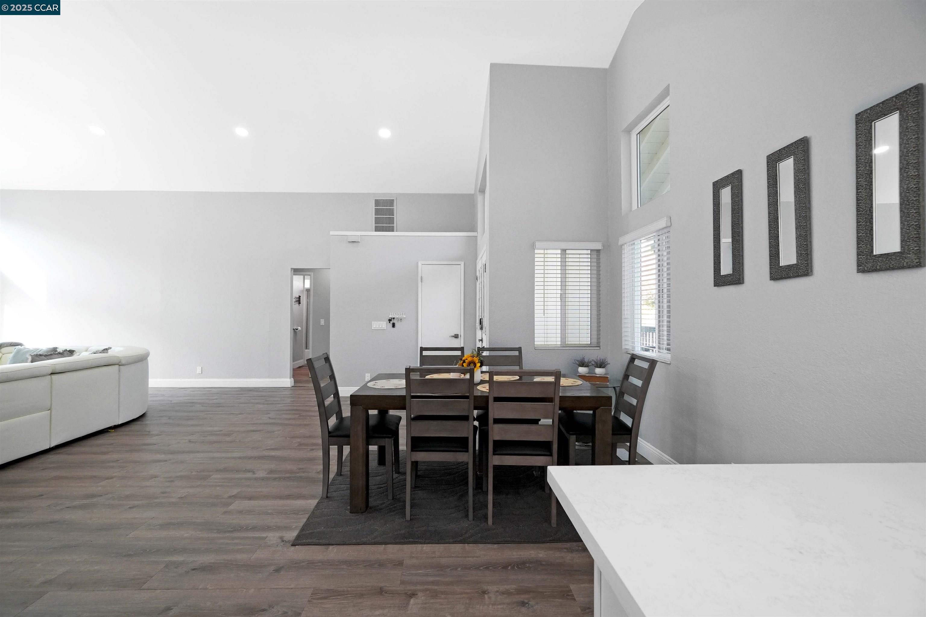 Detail Gallery Image 18 of 53 For 2365 Martinez Ct, Pinole,  CA 94564 - 3 Beds | 2 Baths