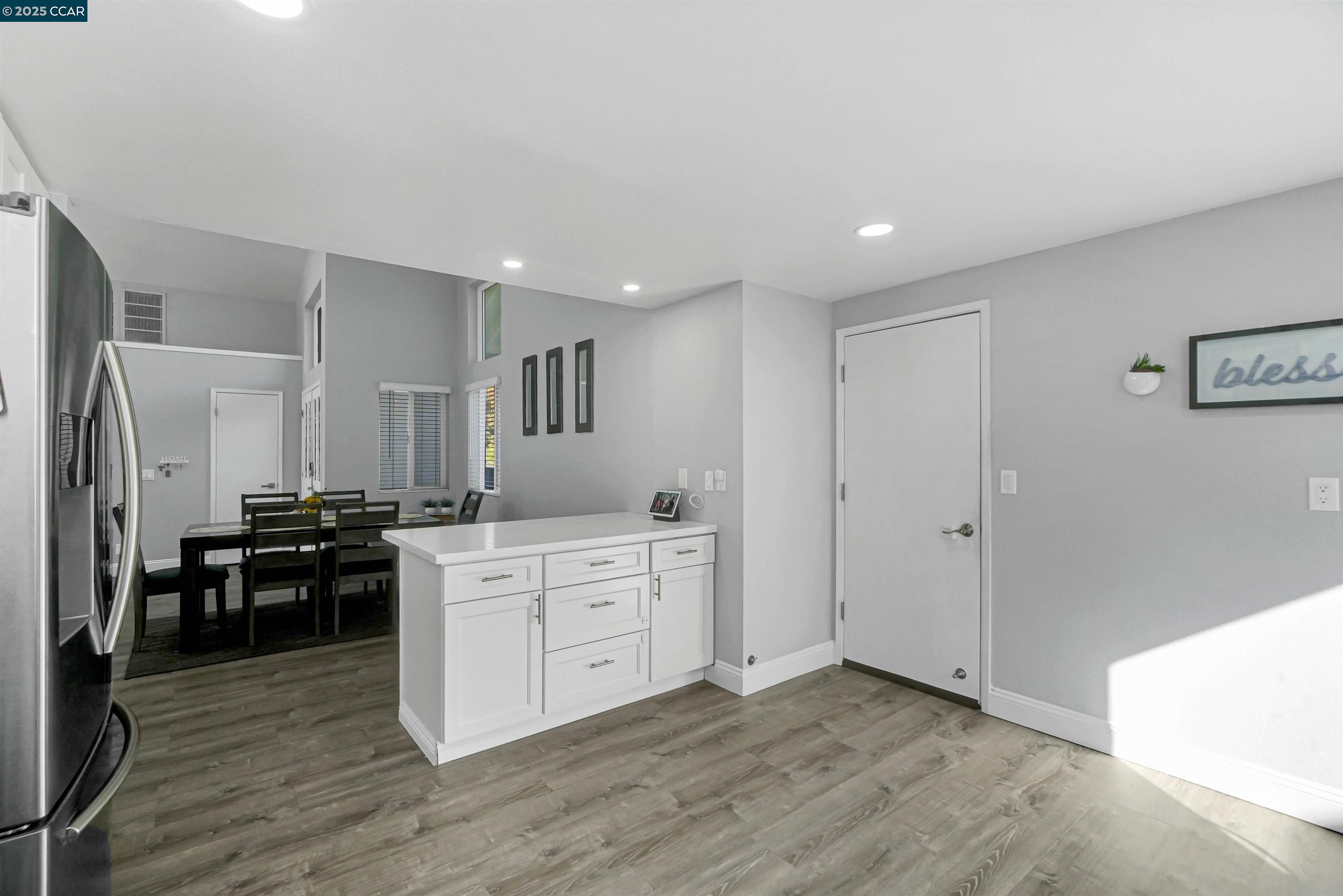 Detail Gallery Image 25 of 53 For 2365 Martinez Ct, Pinole,  CA 94564 - 3 Beds | 2 Baths