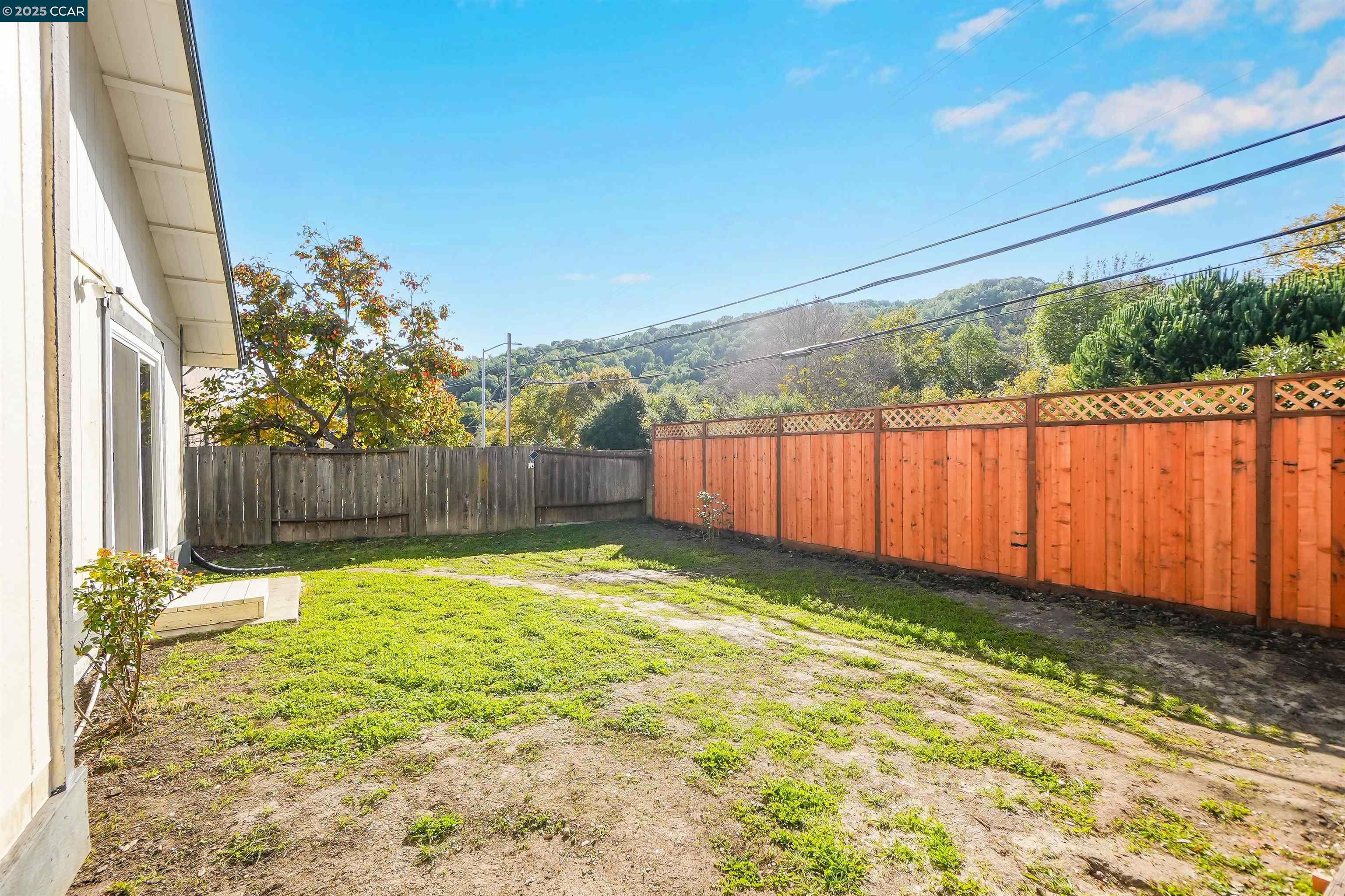 Detail Gallery Image 40 of 53 For 2365 Martinez Ct, Pinole,  CA 94564 - 3 Beds | 2 Baths