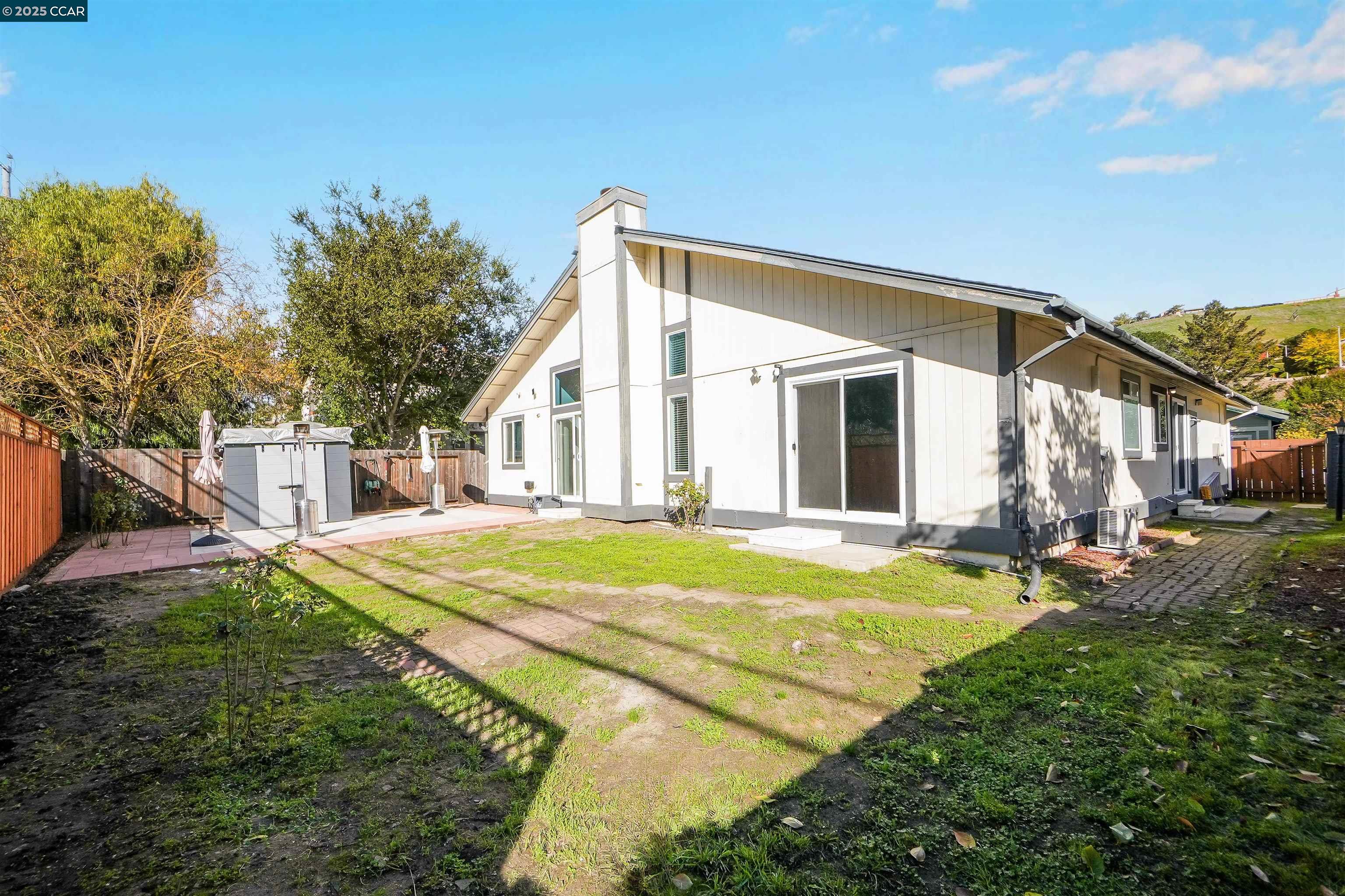 Detail Gallery Image 41 of 53 For 2365 Martinez Ct, Pinole,  CA 94564 - 3 Beds | 2 Baths