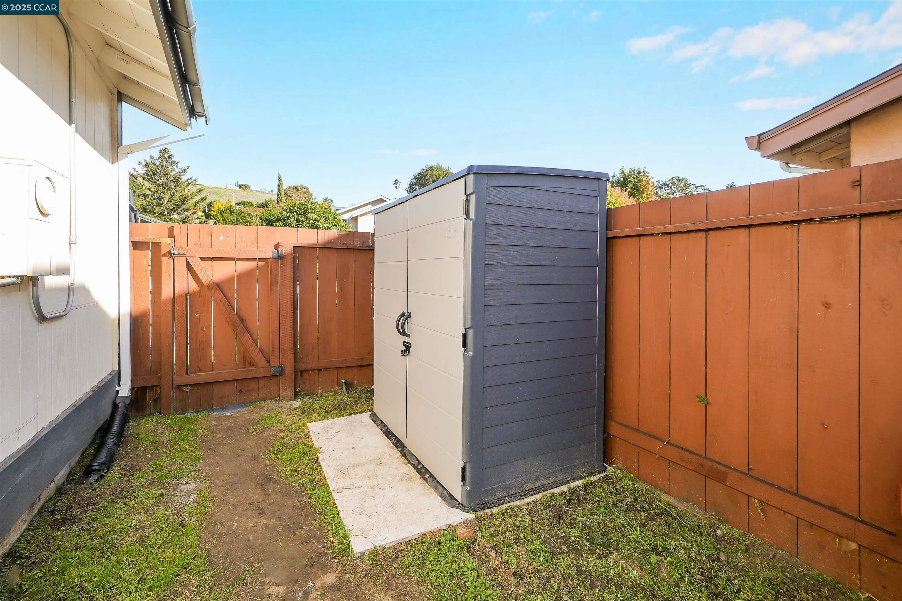 Detail Gallery Image 44 of 53 For 2365 Martinez Ct, Pinole,  CA 94564 - 3 Beds | 2 Baths