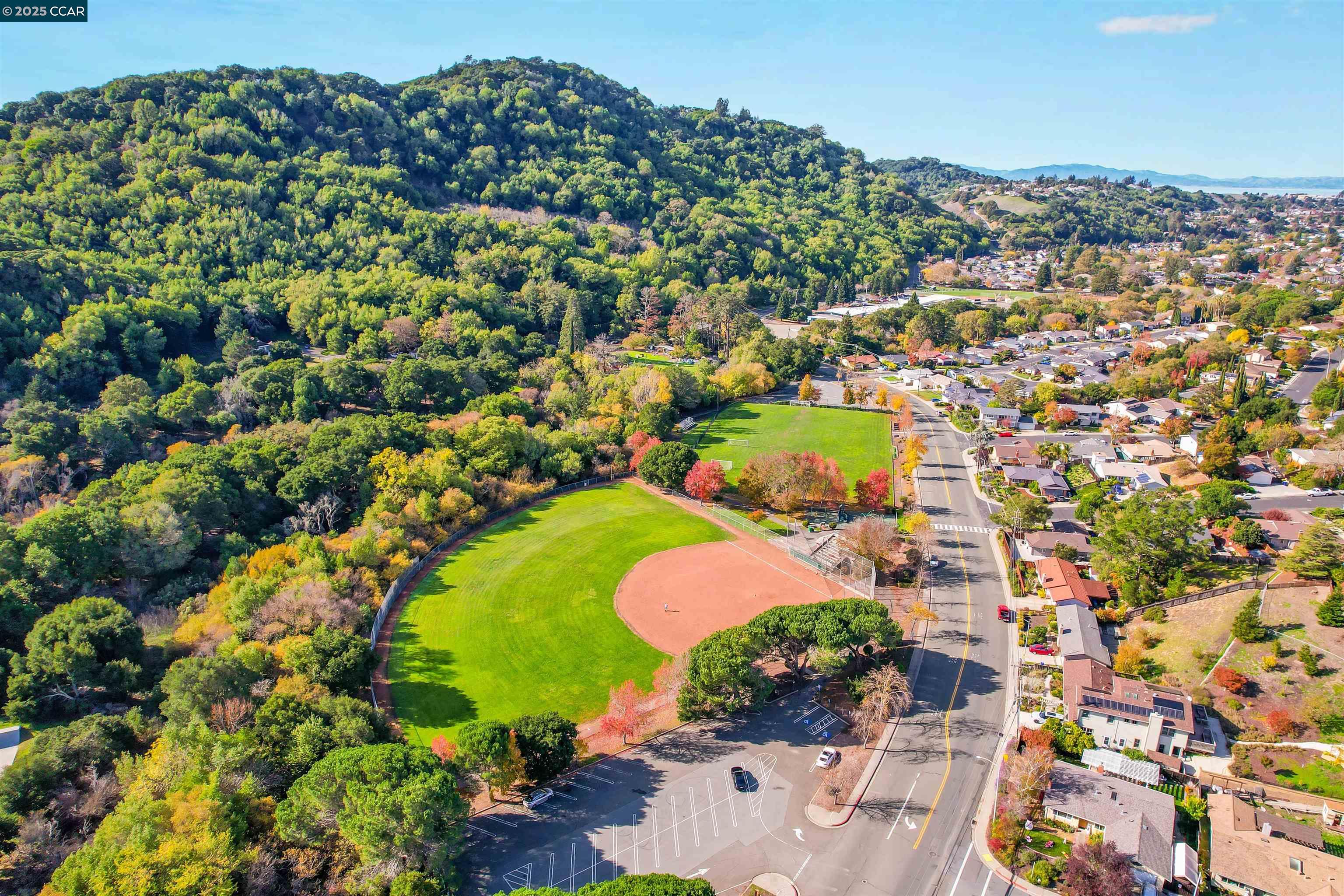 Detail Gallery Image 49 of 53 For 2365 Martinez Ct, Pinole,  CA 94564 - 3 Beds | 2 Baths