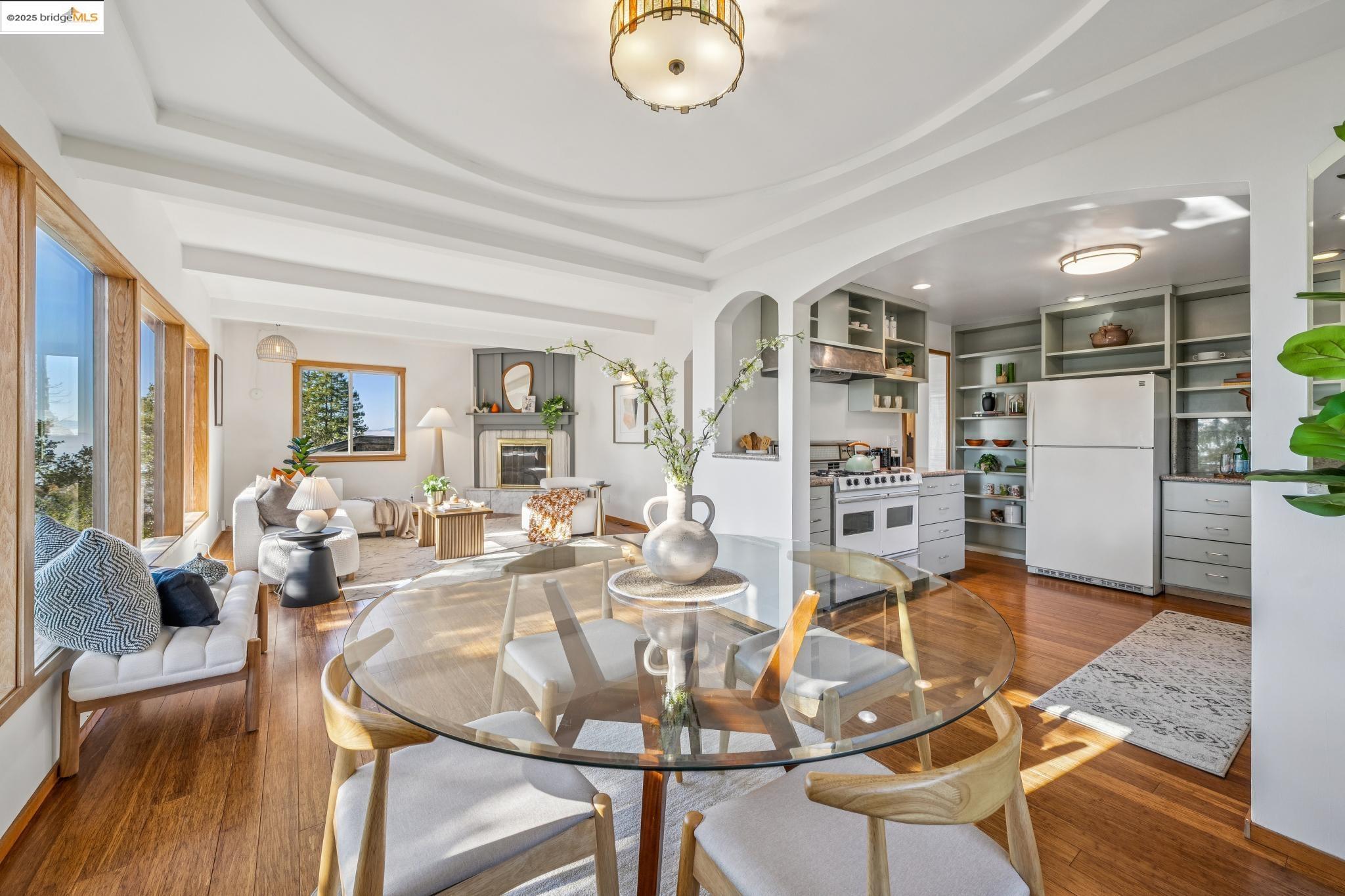 Detail Gallery Image 14 of 60 For 1005 Miller Ave, Berkeley,  CA 94708 - 4 Beds | 3 Baths