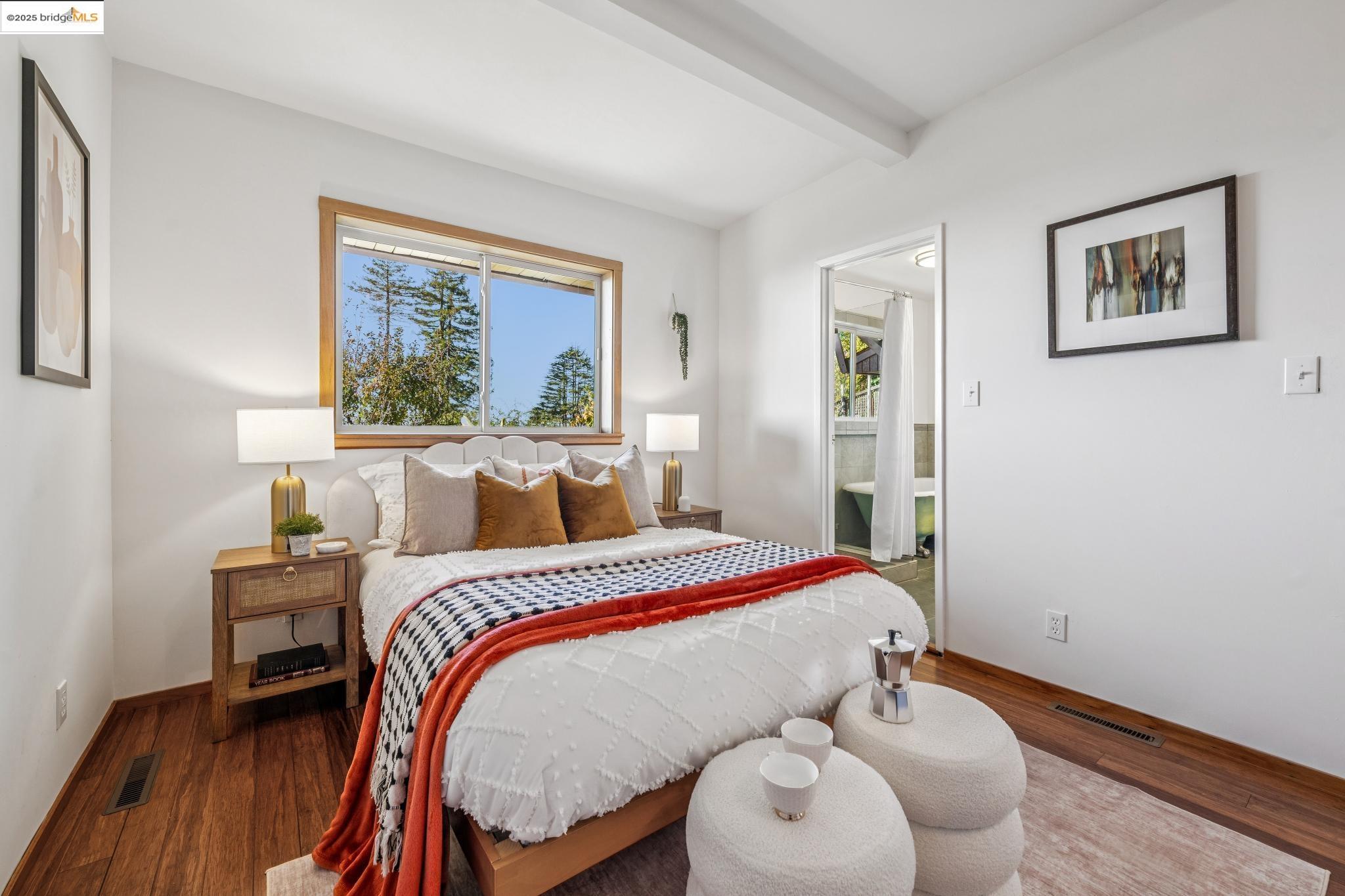 Detail Gallery Image 26 of 60 For 1005 Miller Ave, Berkeley,  CA 94708 - 4 Beds | 3 Baths