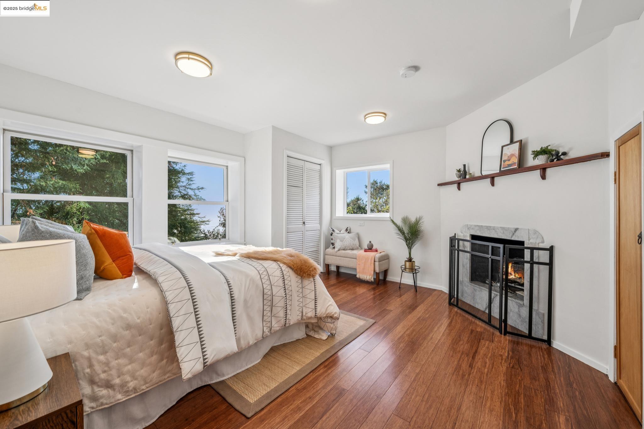 Detail Gallery Image 29 of 60 For 1005 Miller Ave, Berkeley,  CA 94708 - 4 Beds | 3 Baths