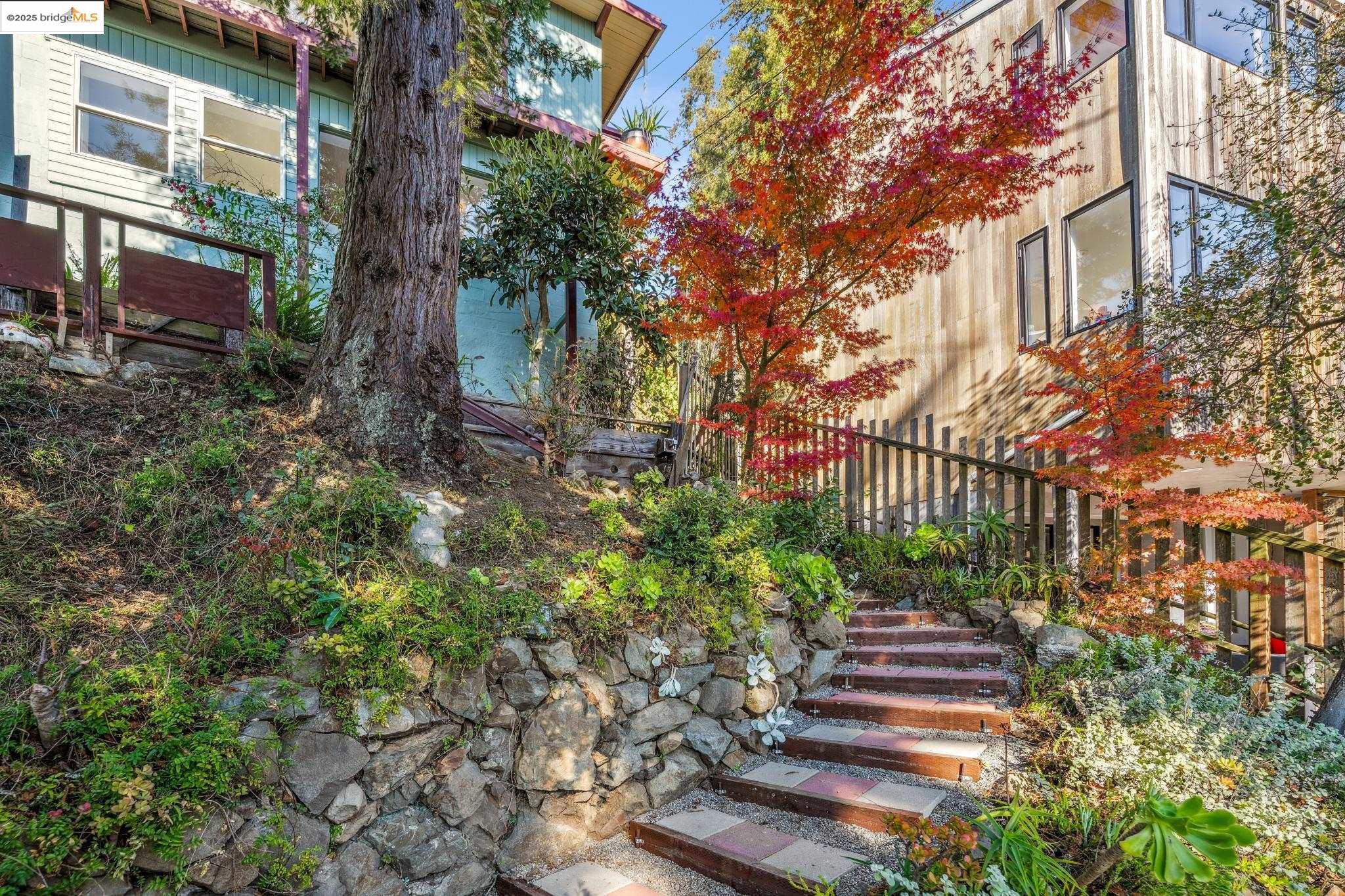 Detail Gallery Image 49 of 60 For 1005 Miller Ave, Berkeley,  CA 94708 - 4 Beds | 3 Baths