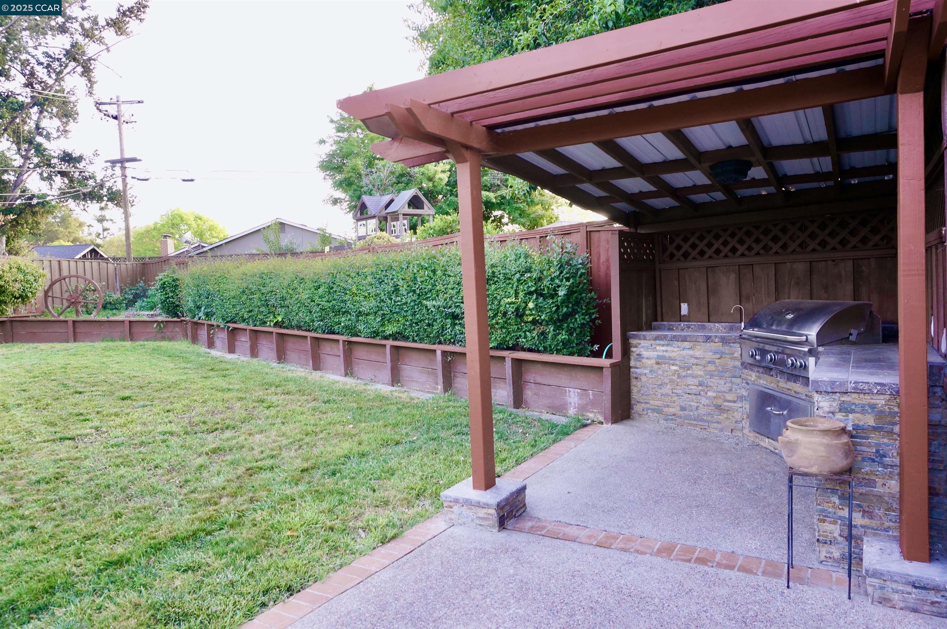 Detail Gallery Image 16 of 18 For 1472 Fairhaven Court, San Jose,  CA 95118 - 3 Beds | 2 Baths