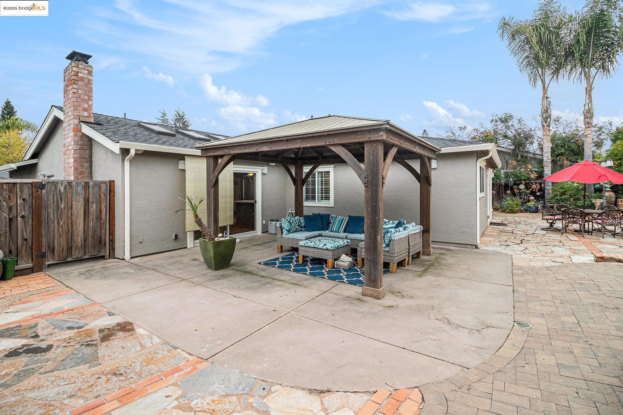 Detail Gallery Image 31 of 40 For 410 Kevin Ct, San Ramon,  CA 94583 - 4 Beds | 2 Baths